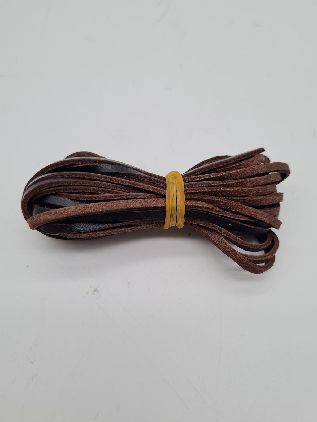 Flat Leather Lacing Cord — photograph 1