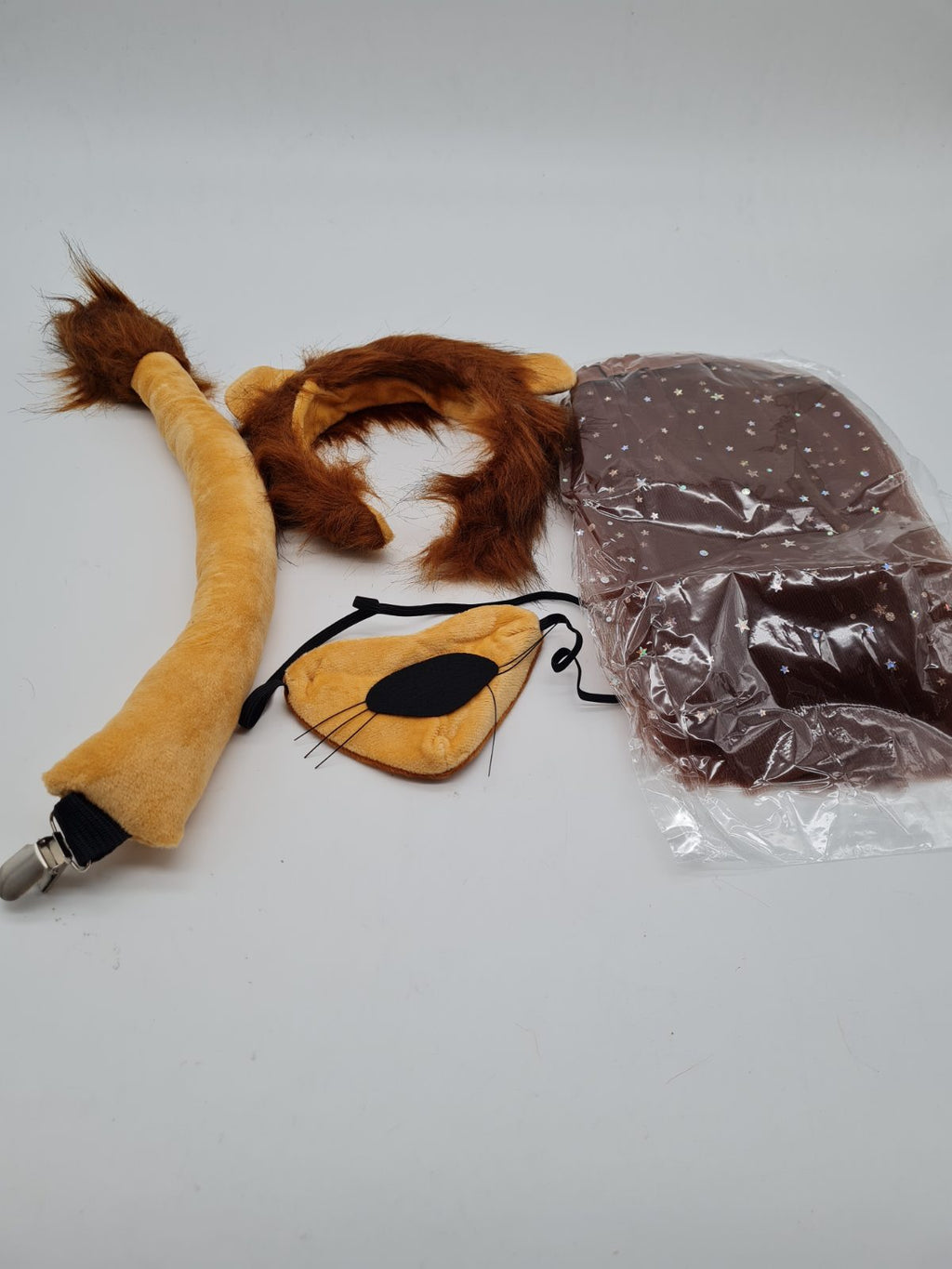 Lion Fancy Dress Costume Accessory Set — photograph 2