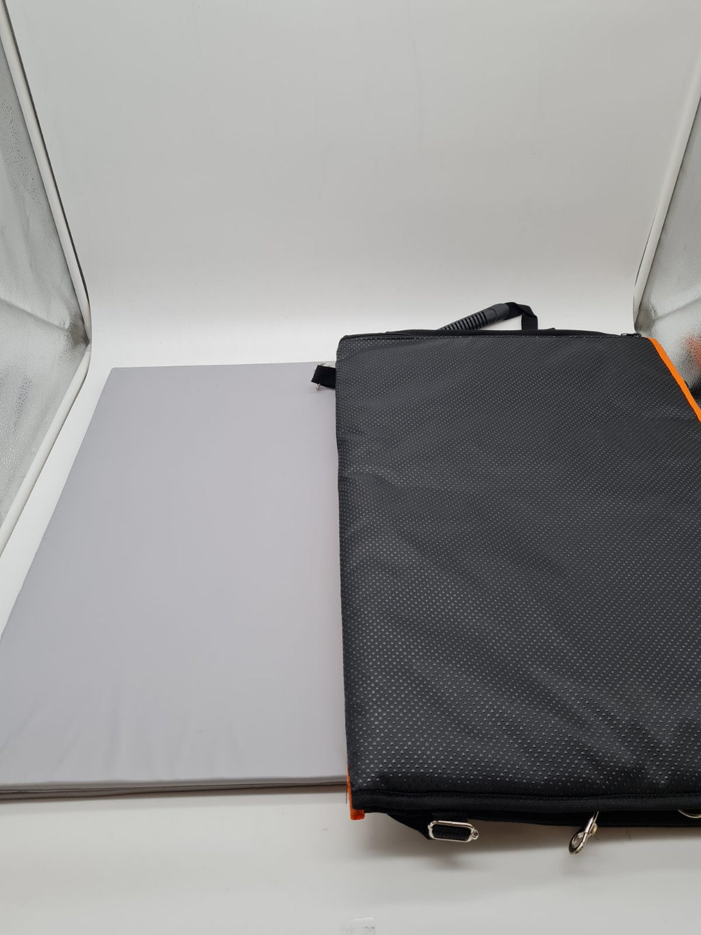 Dog Car Back Seat Hammock and Extender — photograph 2