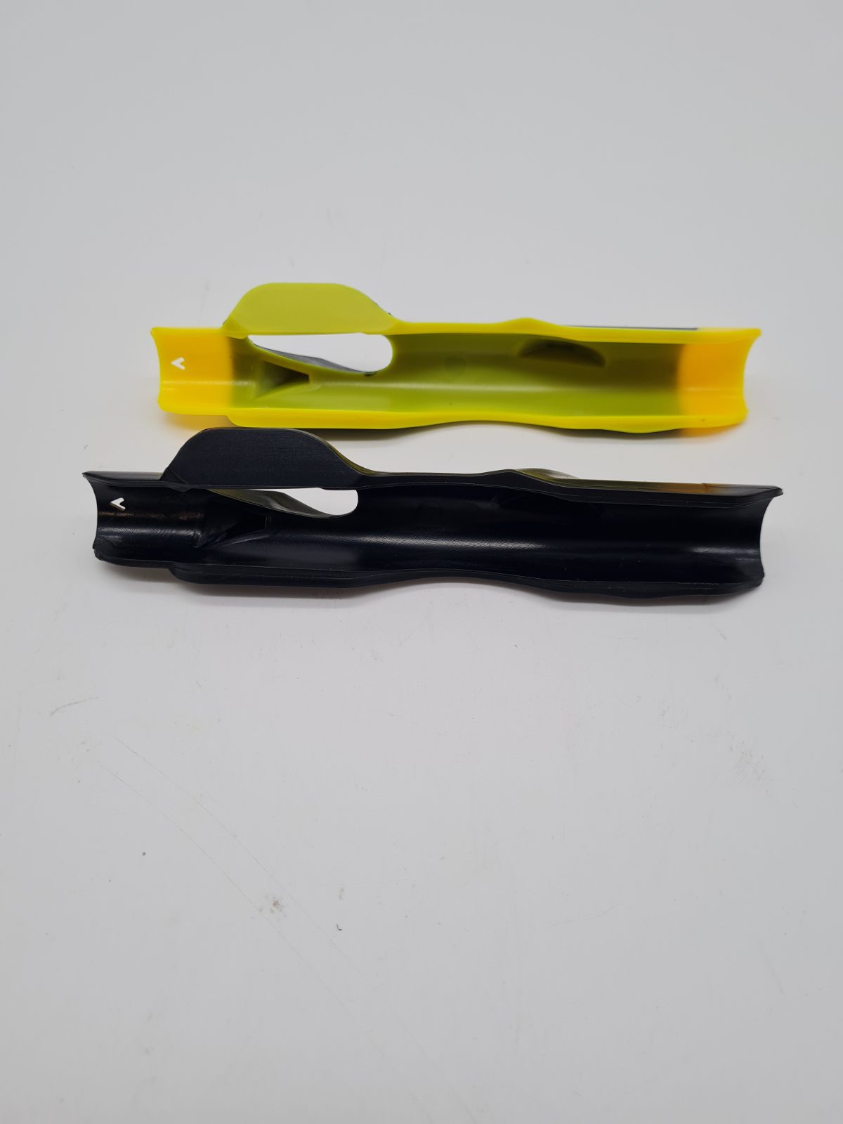 Pair of Right-Handed Golf Grip Trainers YA021 — photograph 2