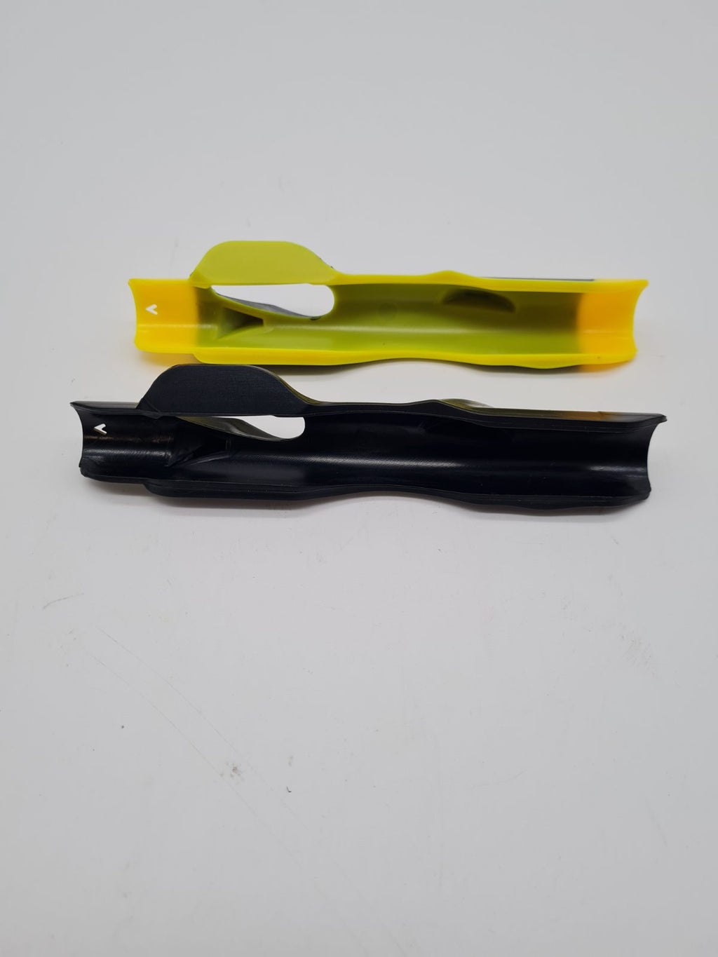 Pair of Right-Handed Golf Grip Trainers YA021 — photograph 2