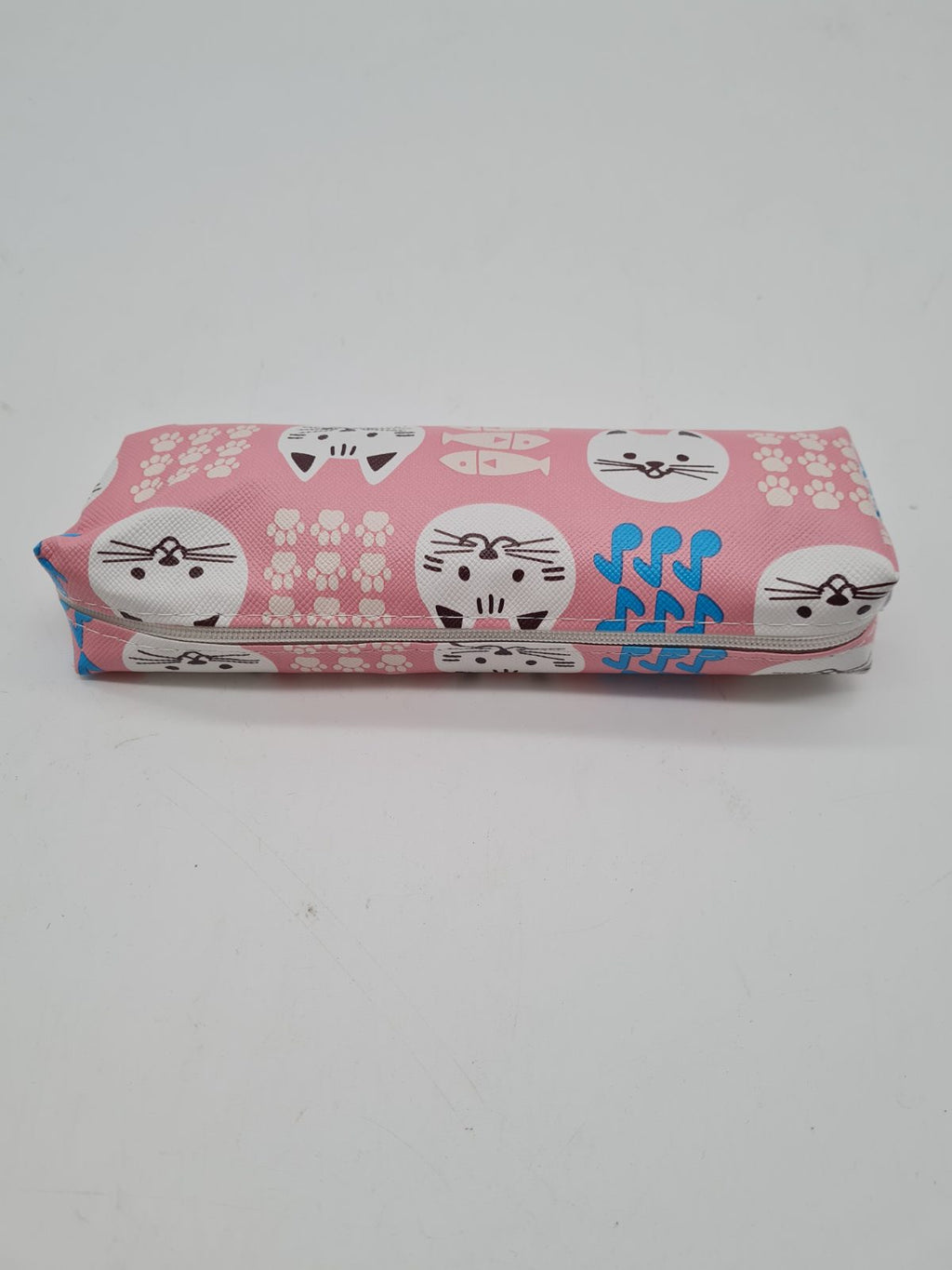 Crochet Hook and Accessories Set — photograph 2