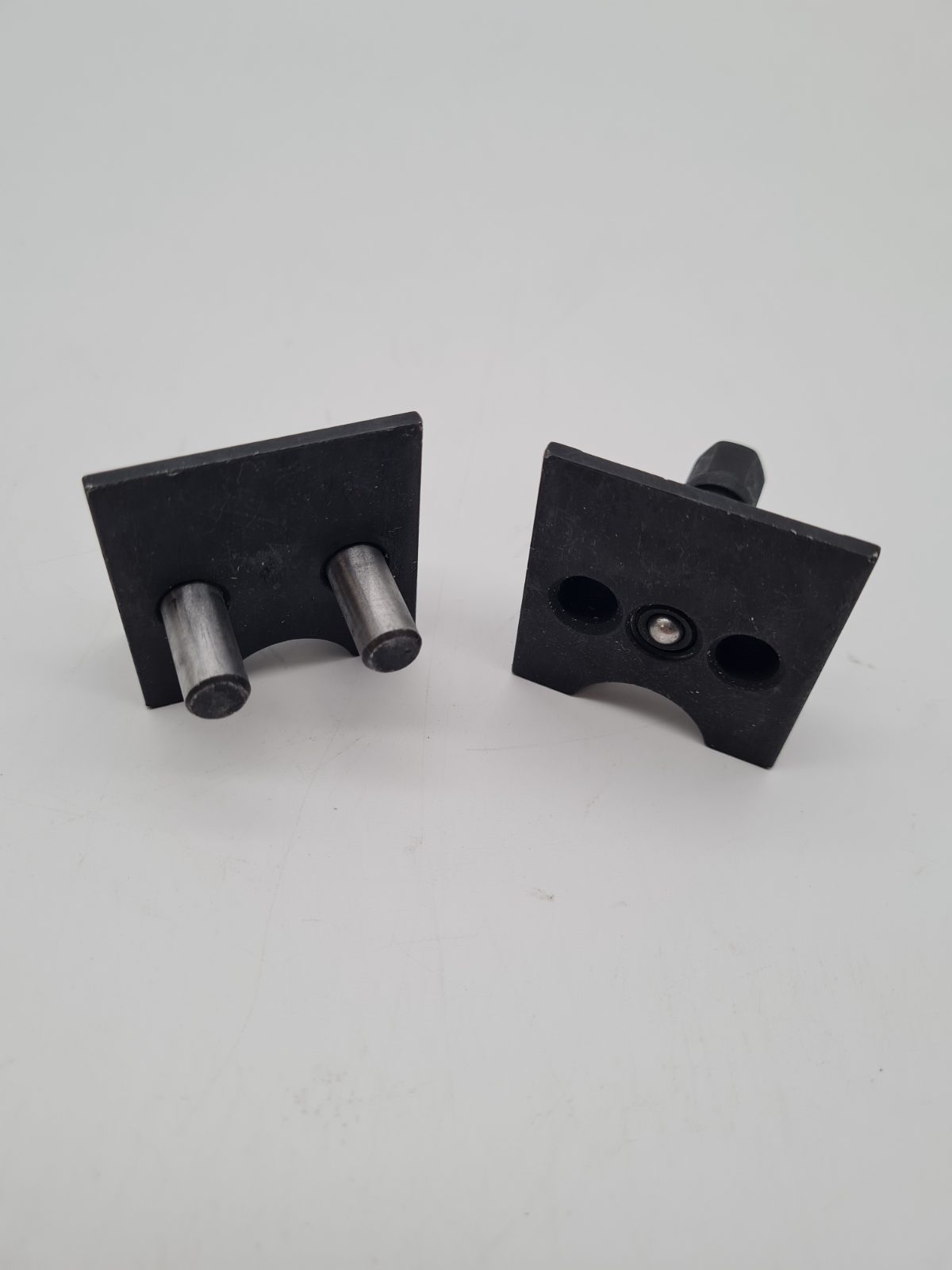 Car Suspension Knuckle Spreader Tool Set — photograph 2