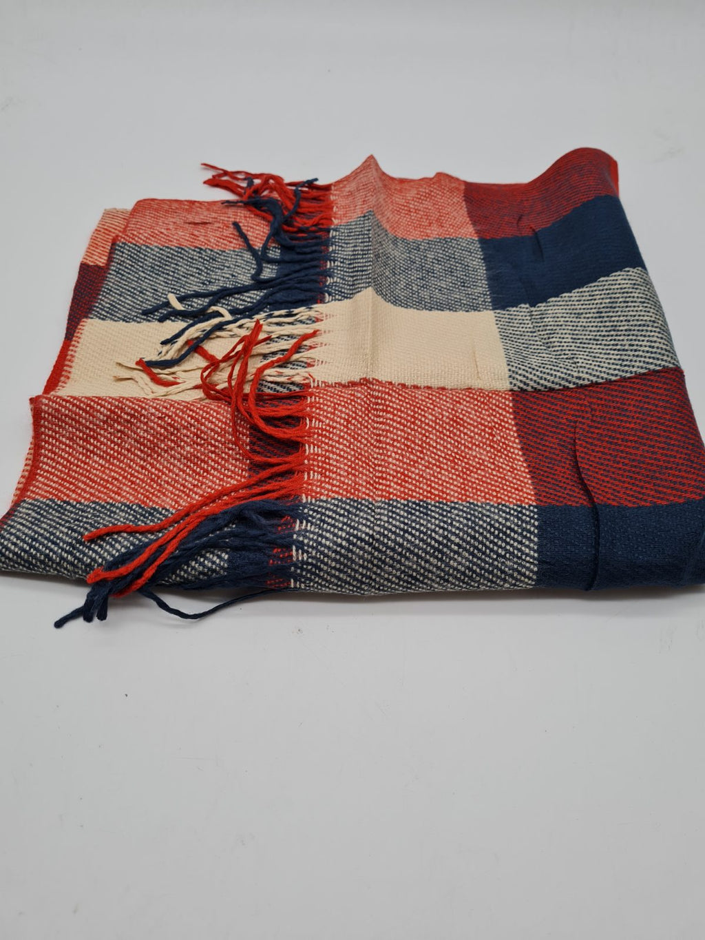 Checked Fringed Scarf — photograph 3