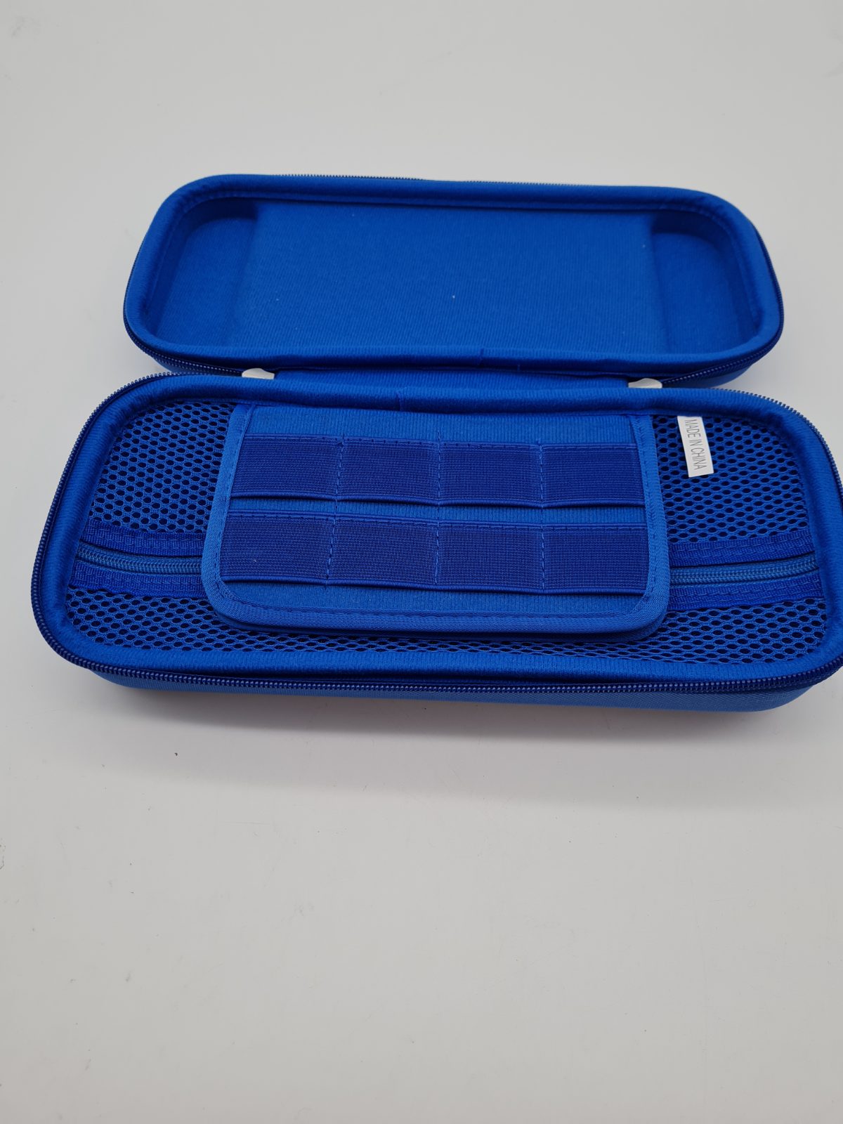 Blue Hard travel case for Nintendo Switch 2 controller — photograph 2
