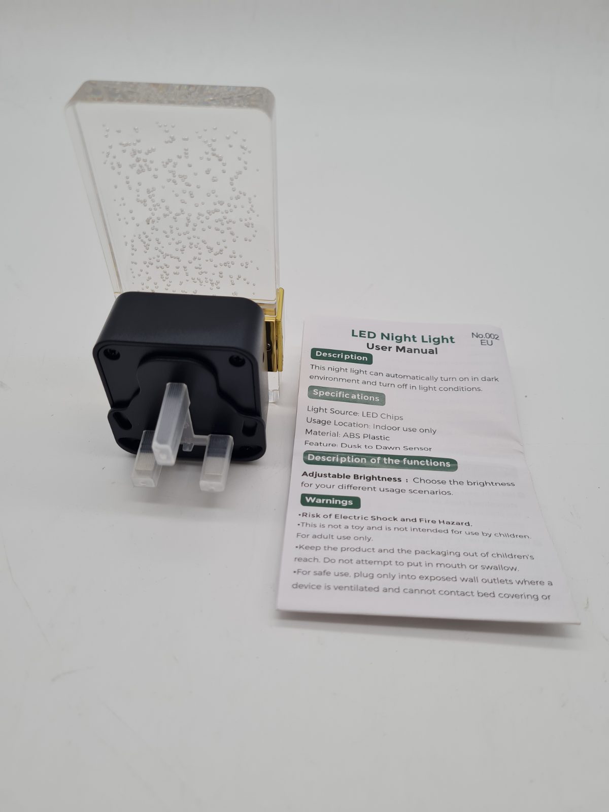 Plug-In LED Night Light — photograph 2