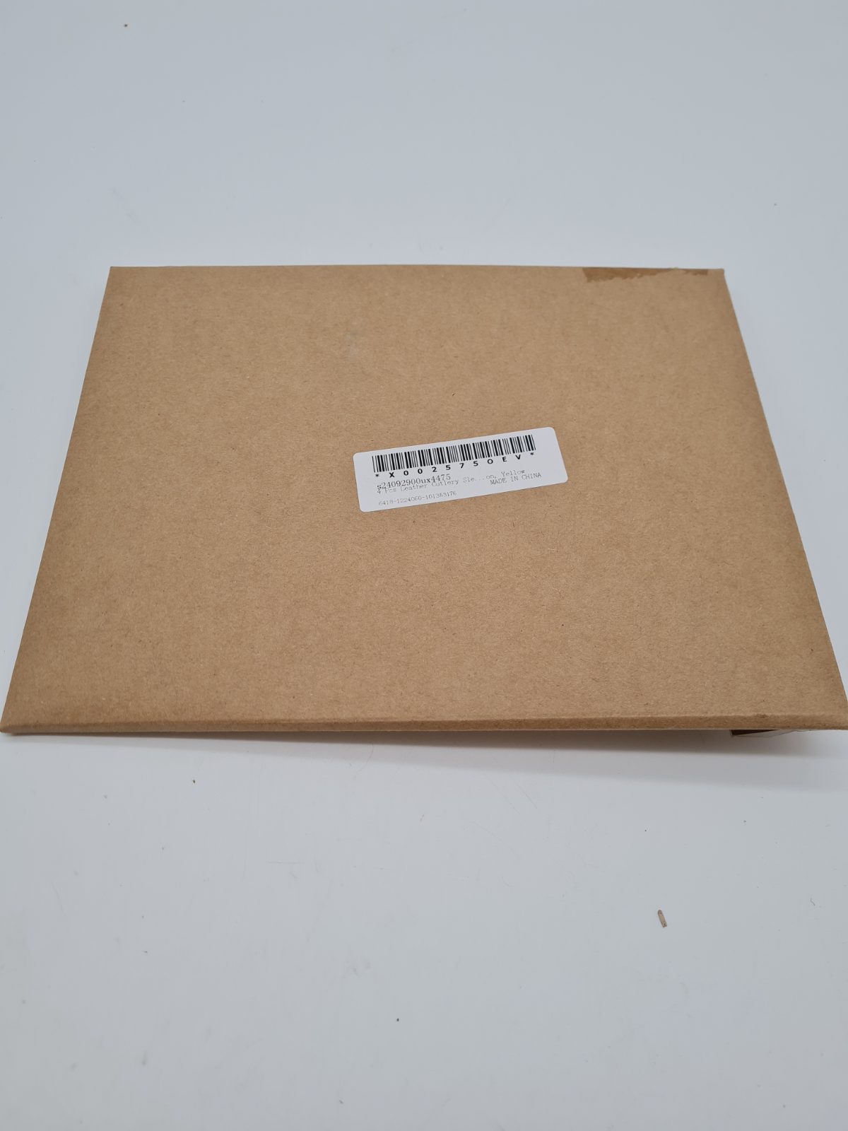 Set of 4 leather yellow Cutlery Sleeves — photograph 3