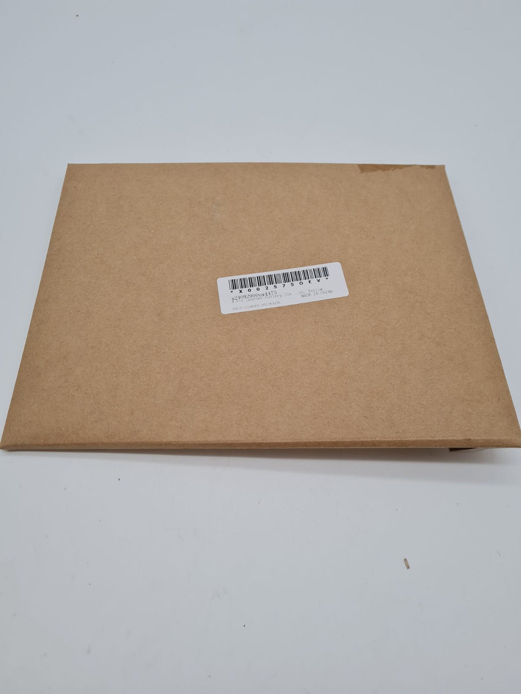 Set of 4 leather yellow Cutlery Sleeves — photograph 3
