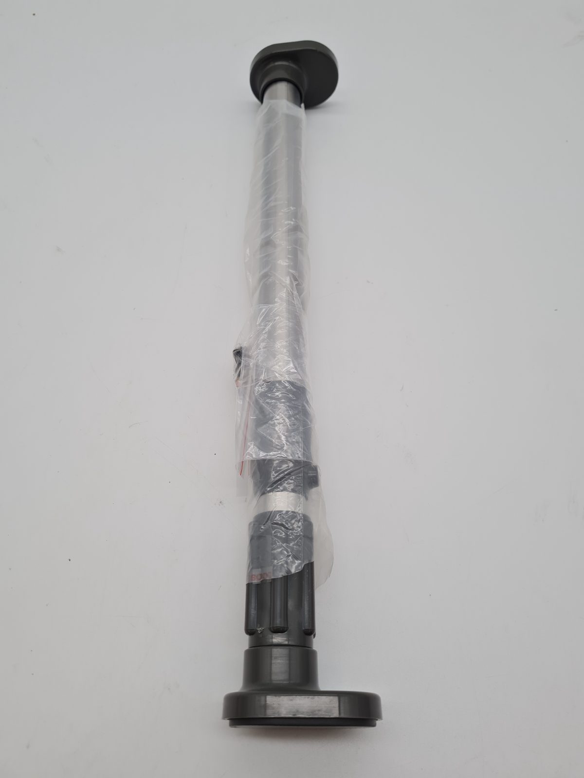 Adjustable Telescopic Tension Rod — photograph 2