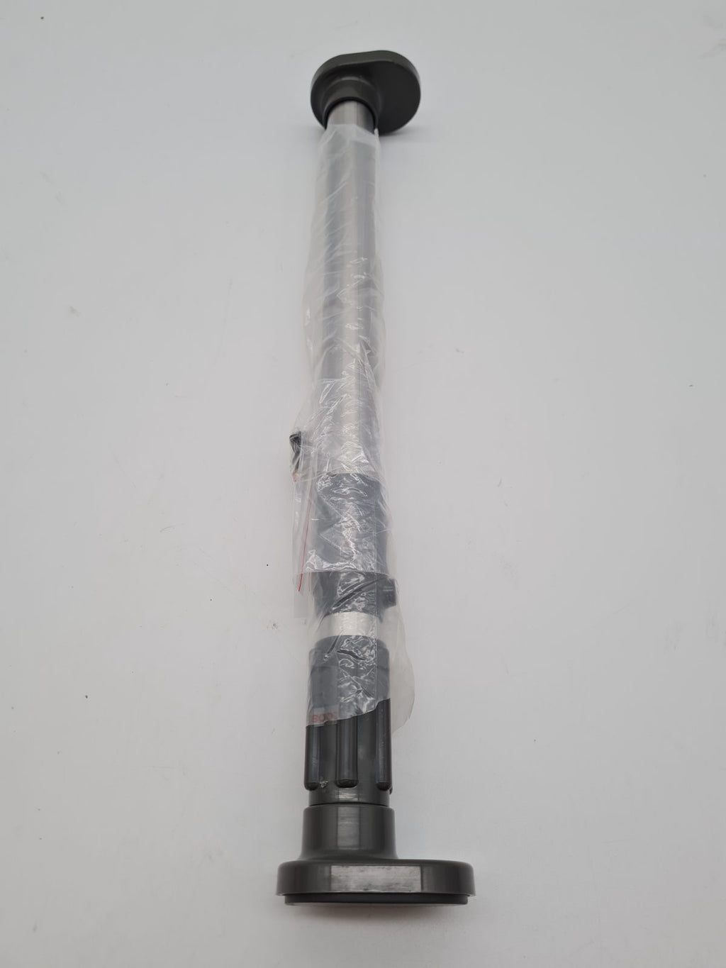 Adjustable Telescopic Tension Rod — photograph 2