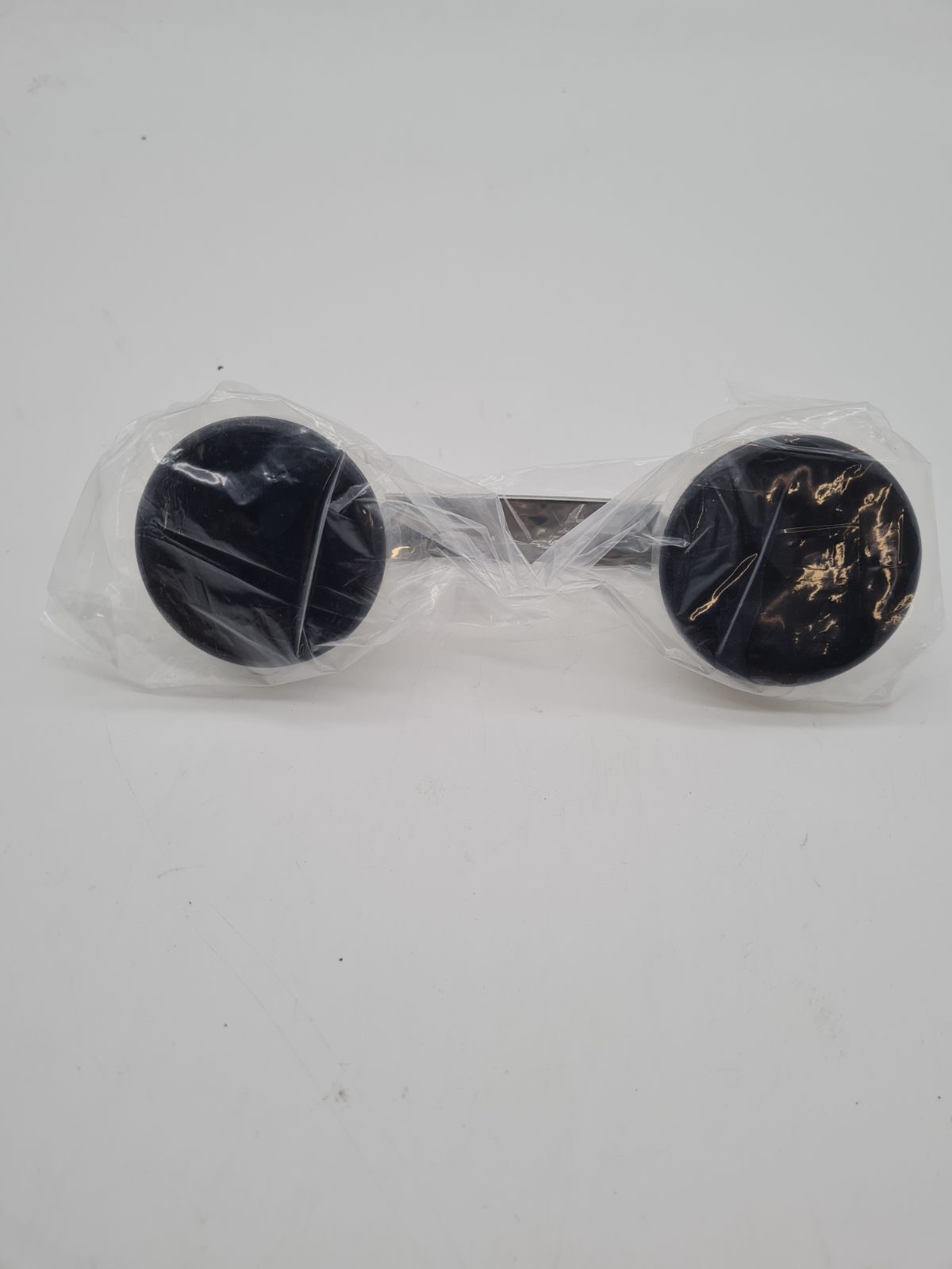 Dual Suction Cup handle — photograph 2