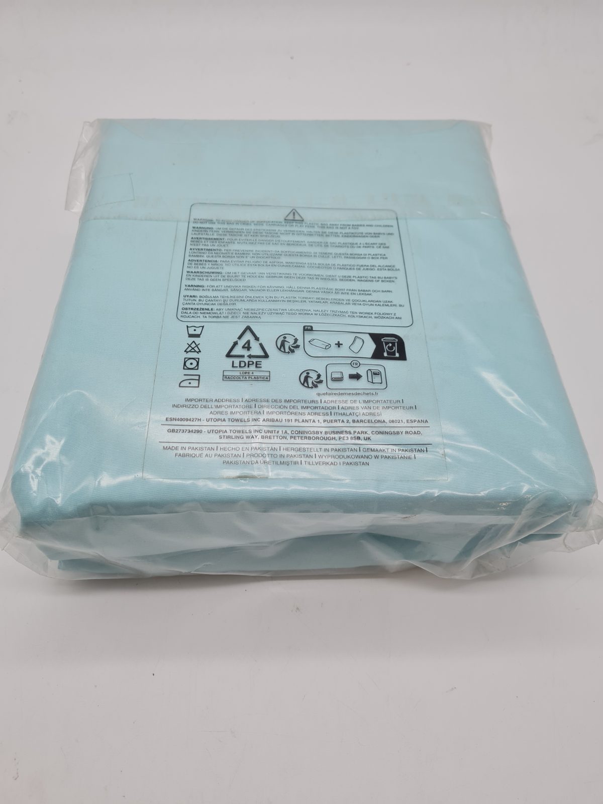 Double 4-Piece Bed Sheet Set in blue — photograph 2
