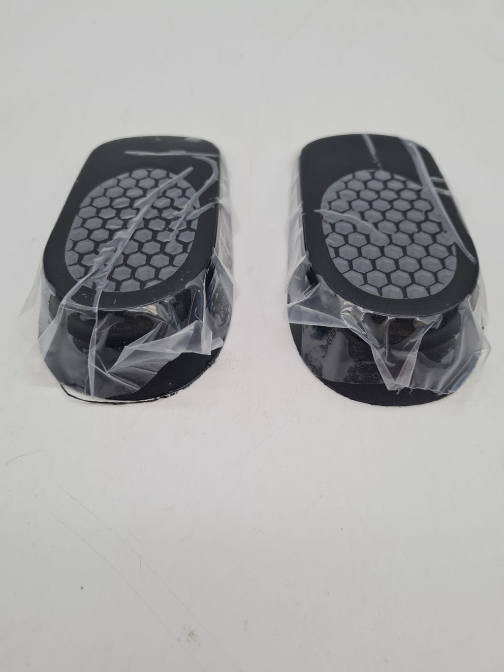 AHRLIC Heel Lift Shoe Inserts — photograph 1