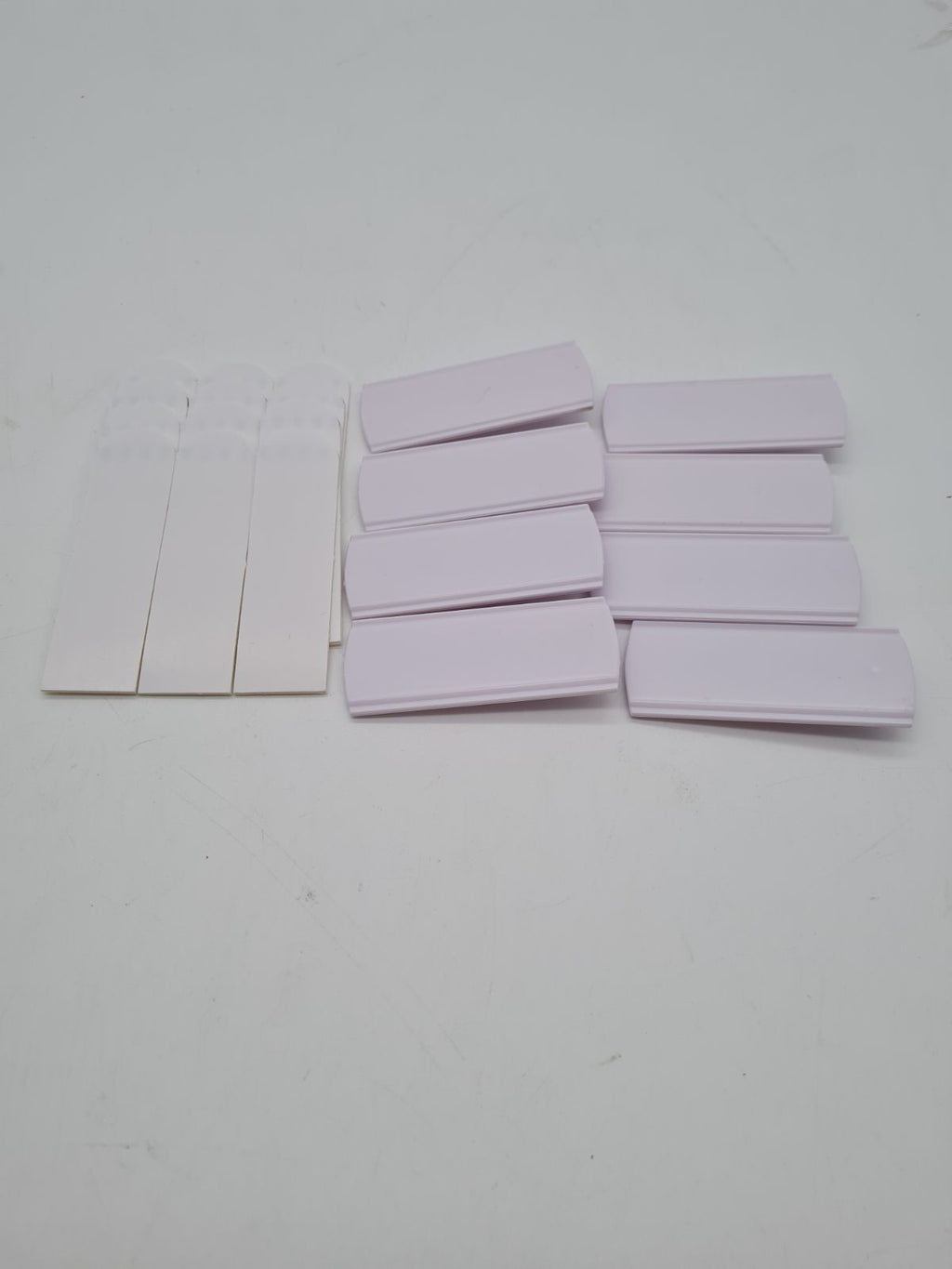 8 Adhesive Picture Frame Hooks â€” photograph 2