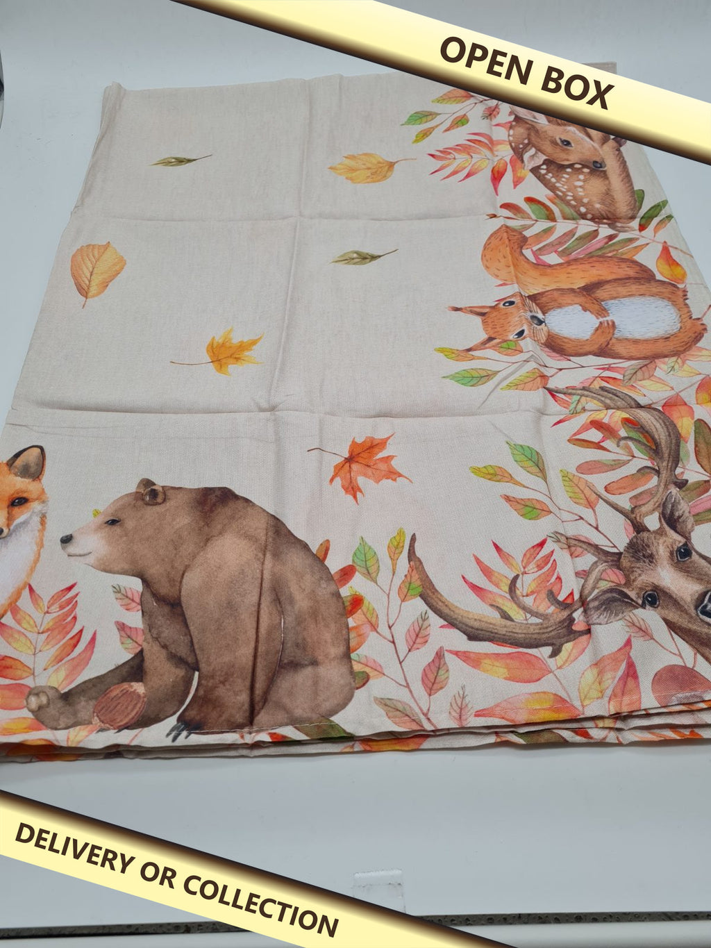 Fox and Squirrel Decorative table cover — photograph 1 — Open box; auction delivery information shown on image