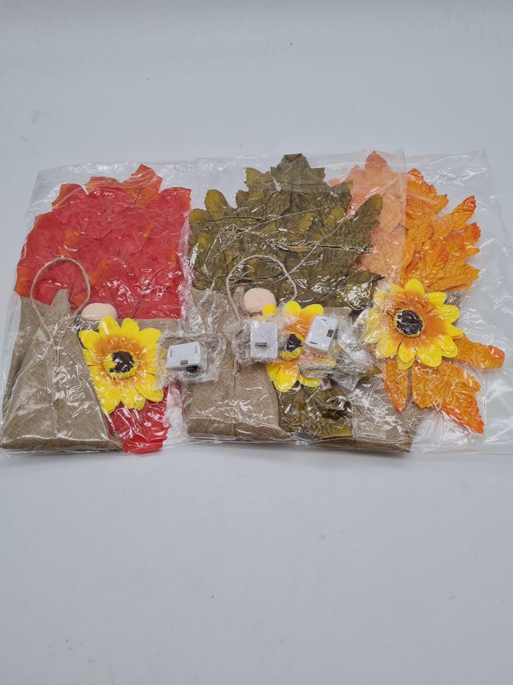 Set of 3 Light-Up Autumn Hanging Decorations â€” photograph 1