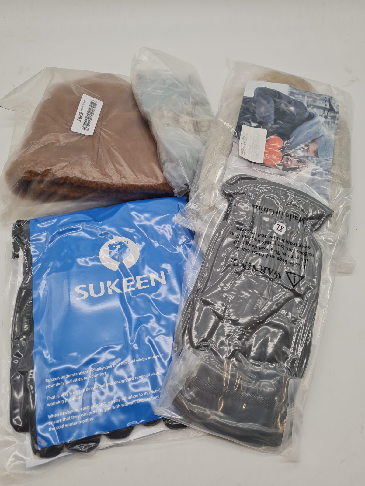Mixed winter bundle â€” photograph 1