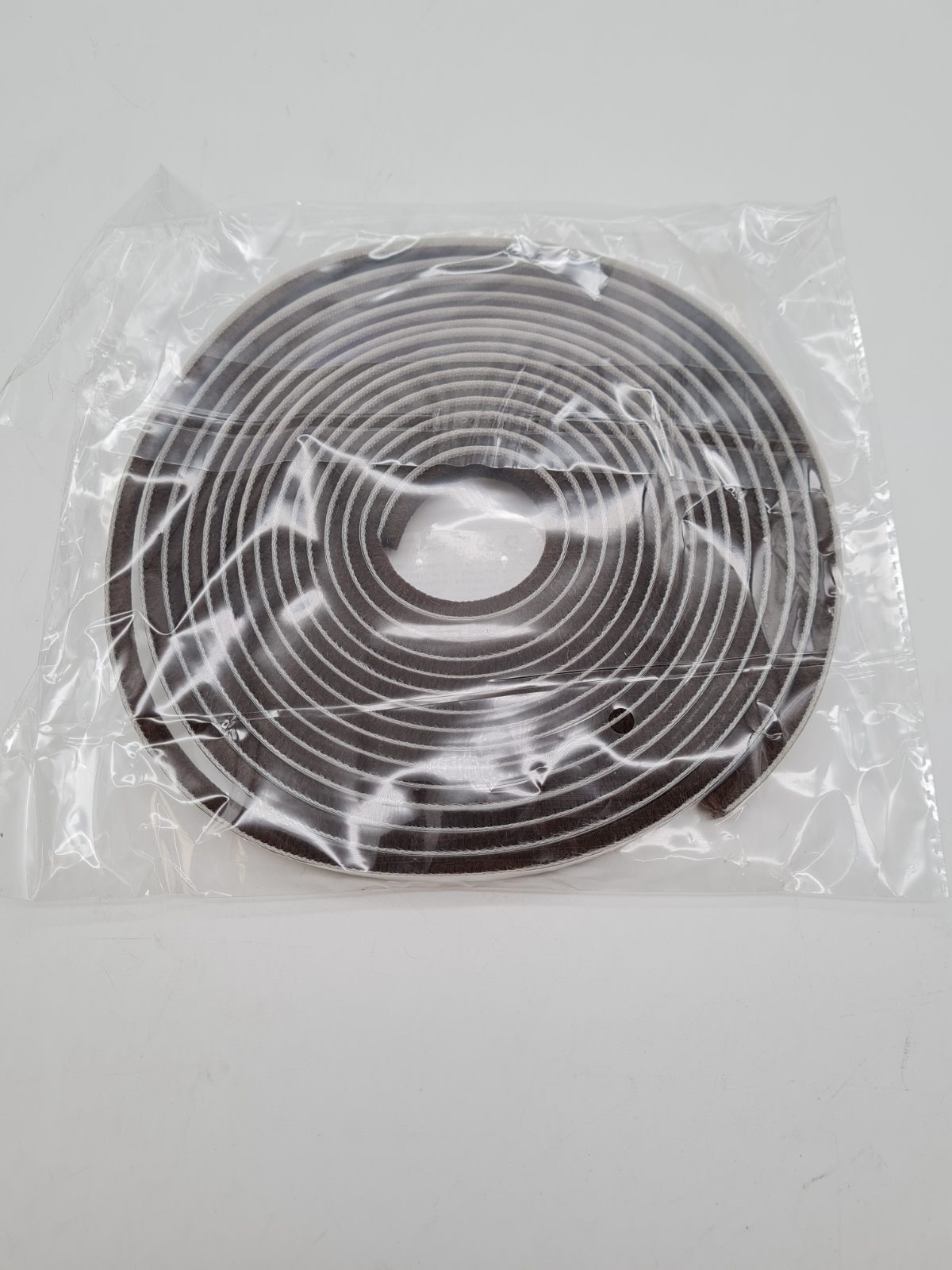 Door and window frame brush seal RFTZ595 2 pack — photograph 3