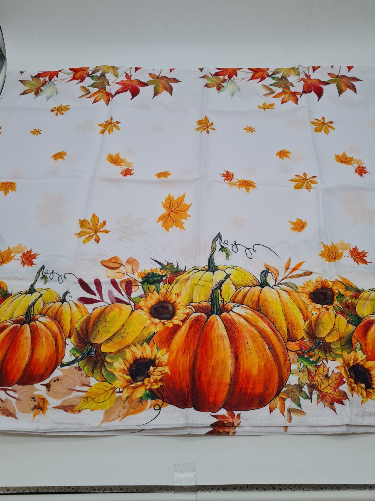 Autumn Pumpkin and Sunflower Print Tablecloth — photograph 1
