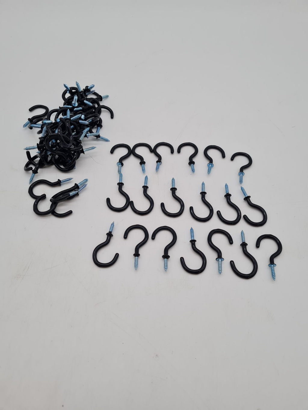 Vinyl-coated screw-in cup hooks — photograph 2