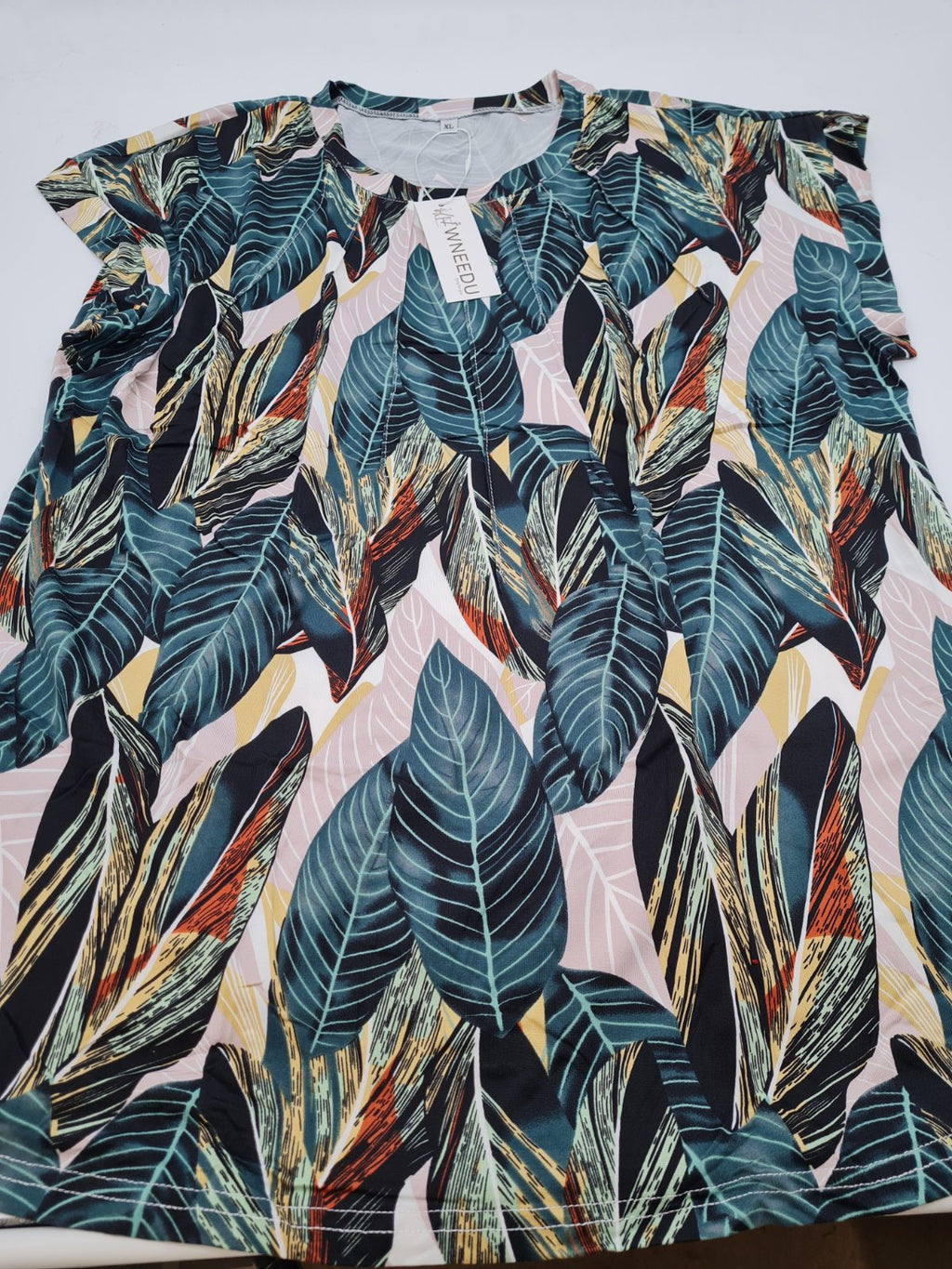 Women's Leaf Print Shirt WEEU51335 Size XL — photograph 1