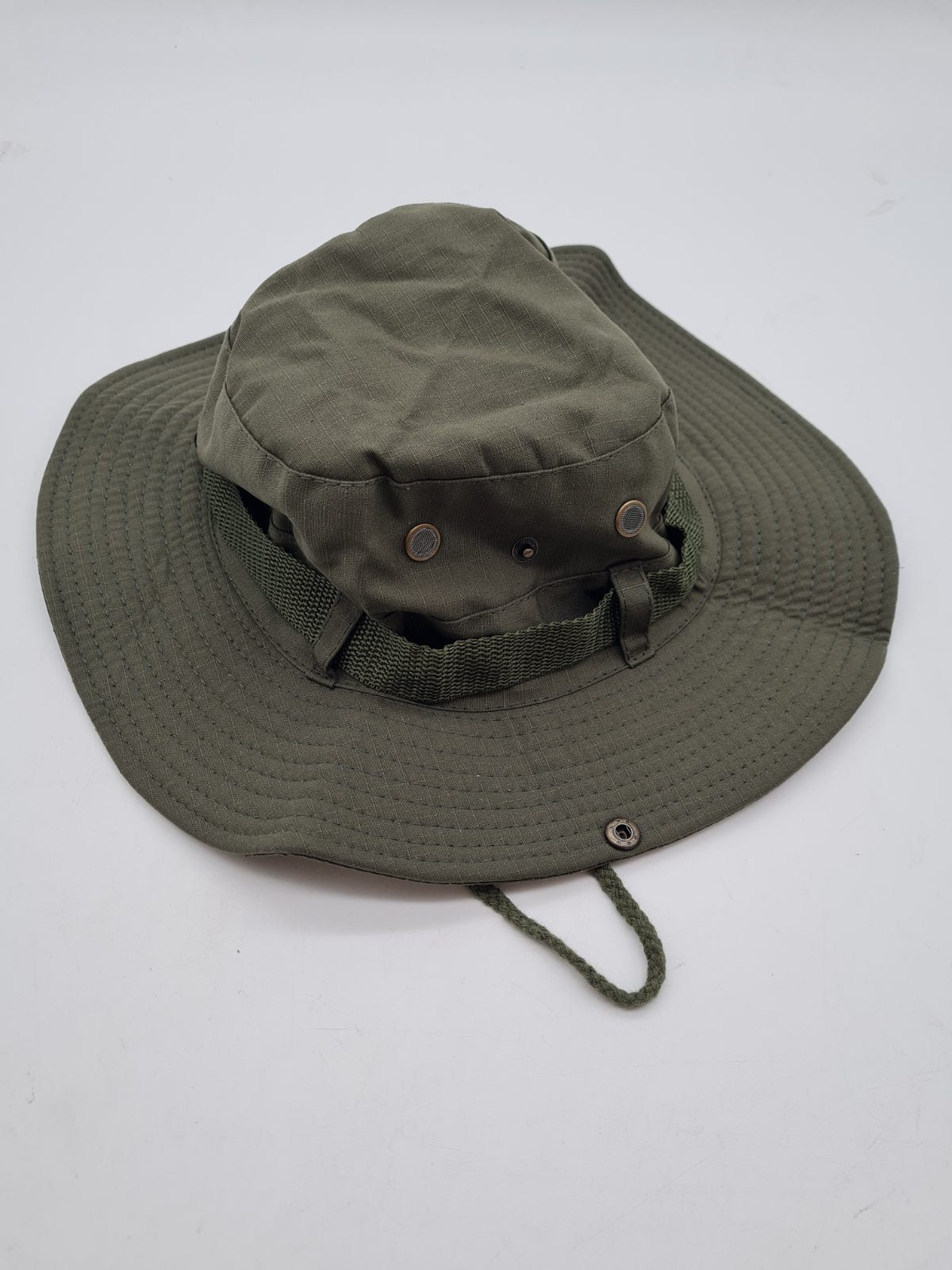 Wide-Brim Boonie Hat â€” photograph 1