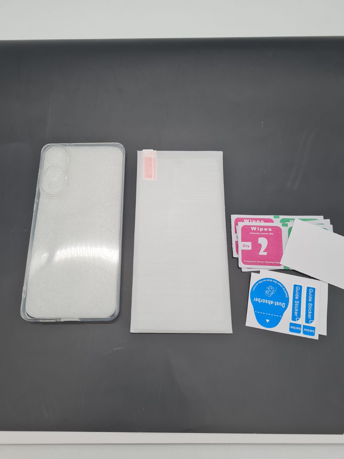 Phone Case and Screen Protector Kit for Samsung S25 Edge â€” photograph 2