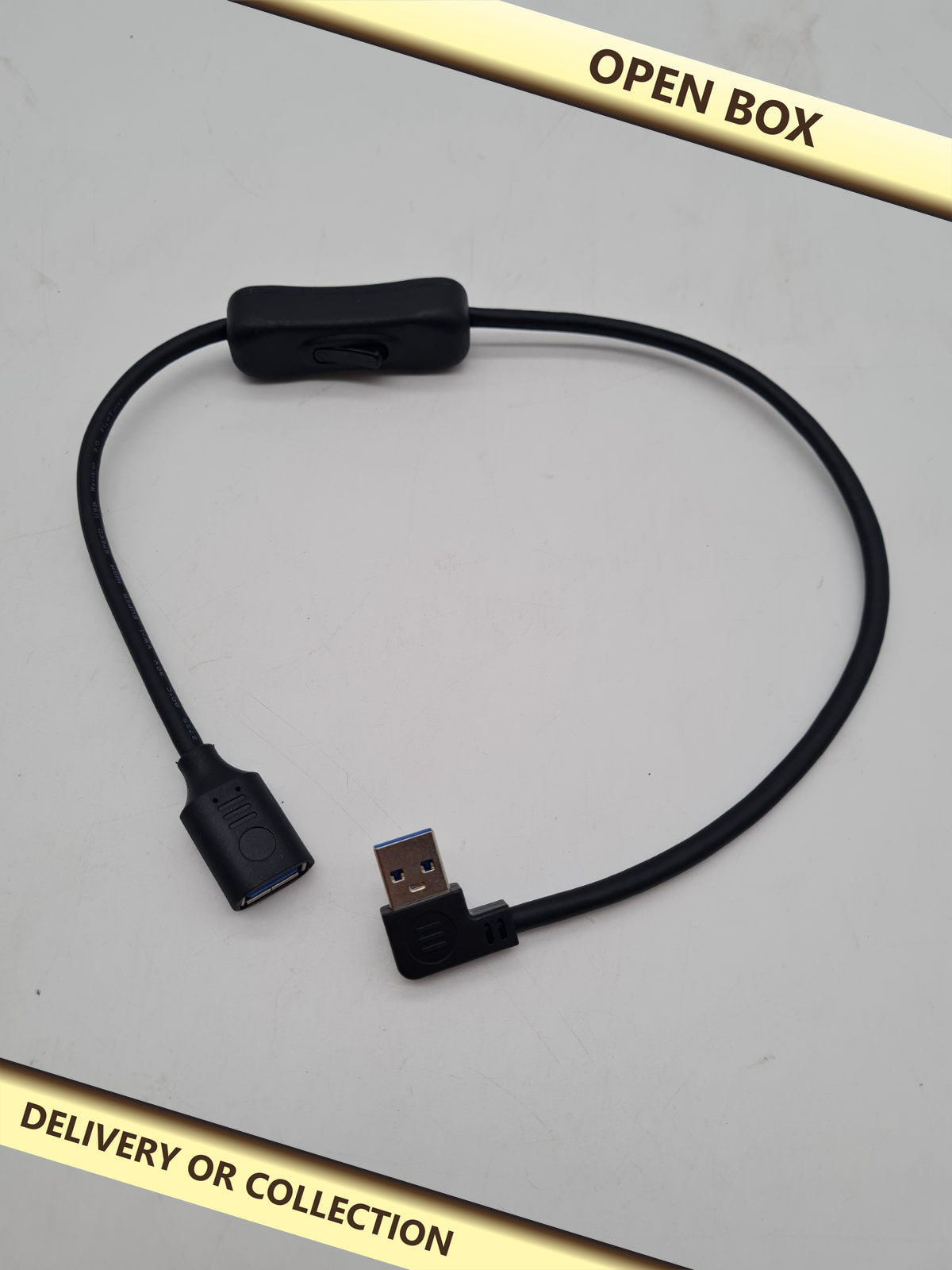 USB 3.0 Type-A Male to Female Extension Cable with Switch AMI083-4 â€” photograph 1 — Open box; auction delivery information shown on image