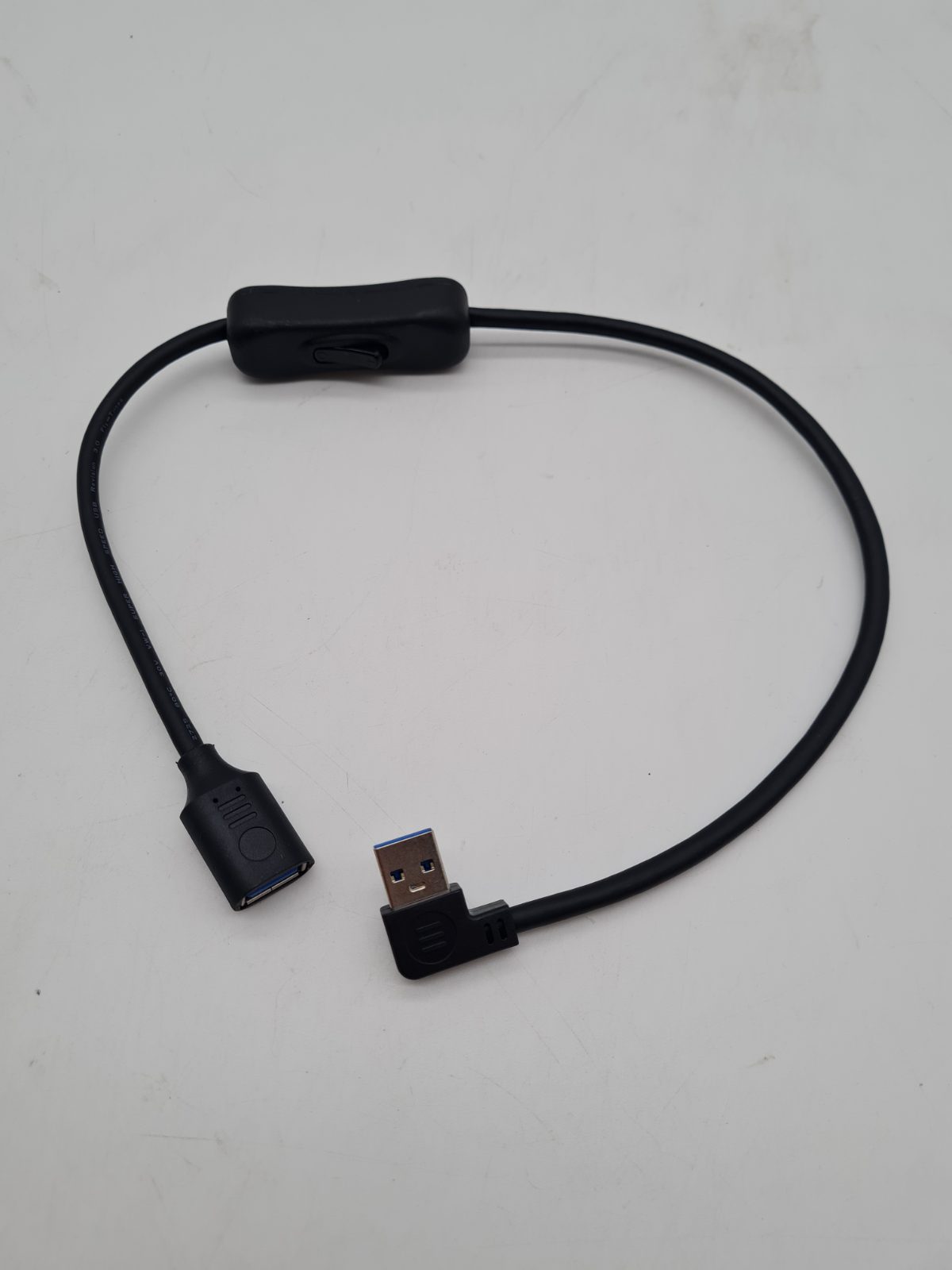 USB 3.0 Type-A Male to Female Extension Cable with Switch AMI083-4 â€” photograph 1