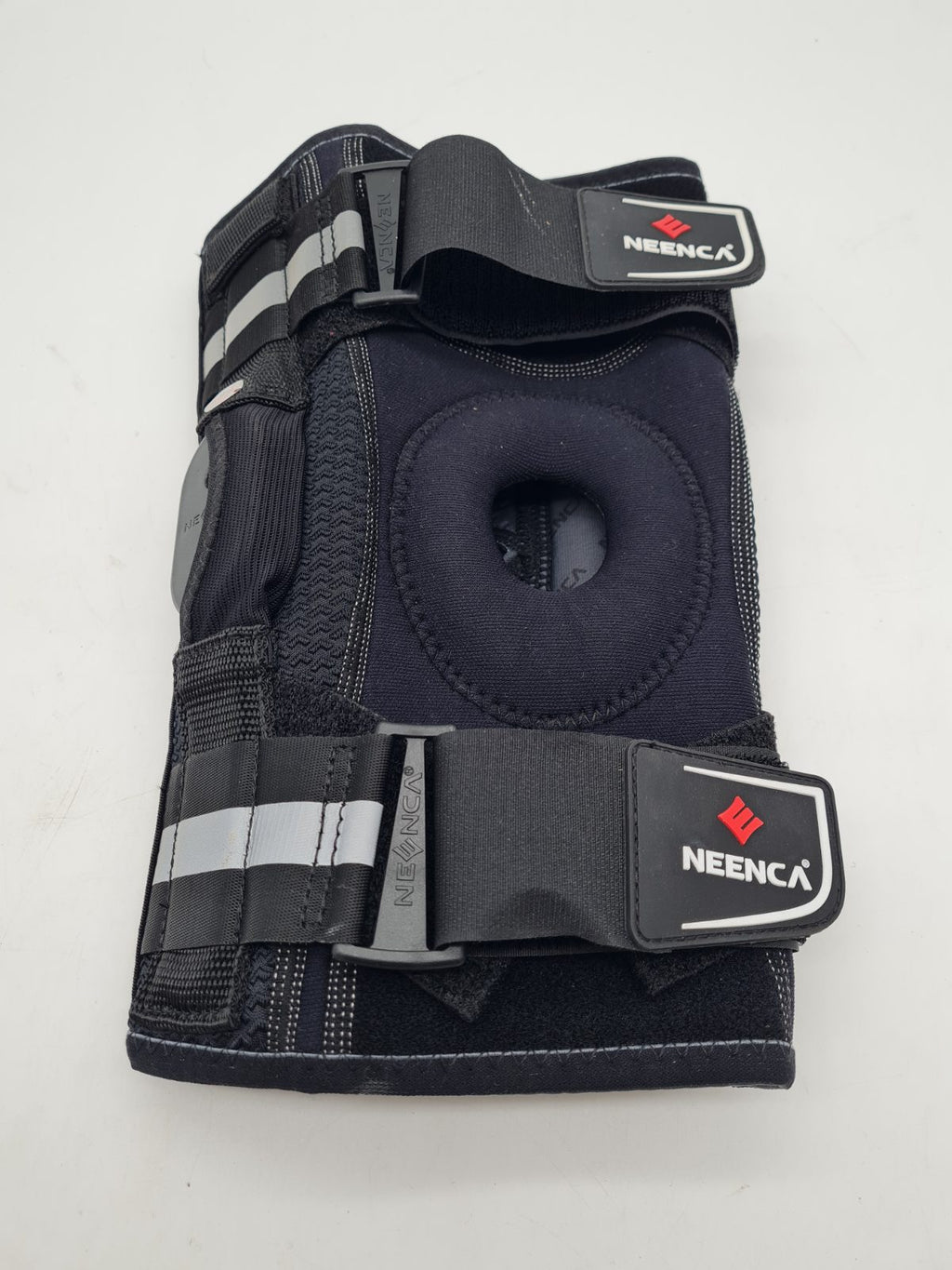 NEENCA Hinged Knee Brace — photograph 1