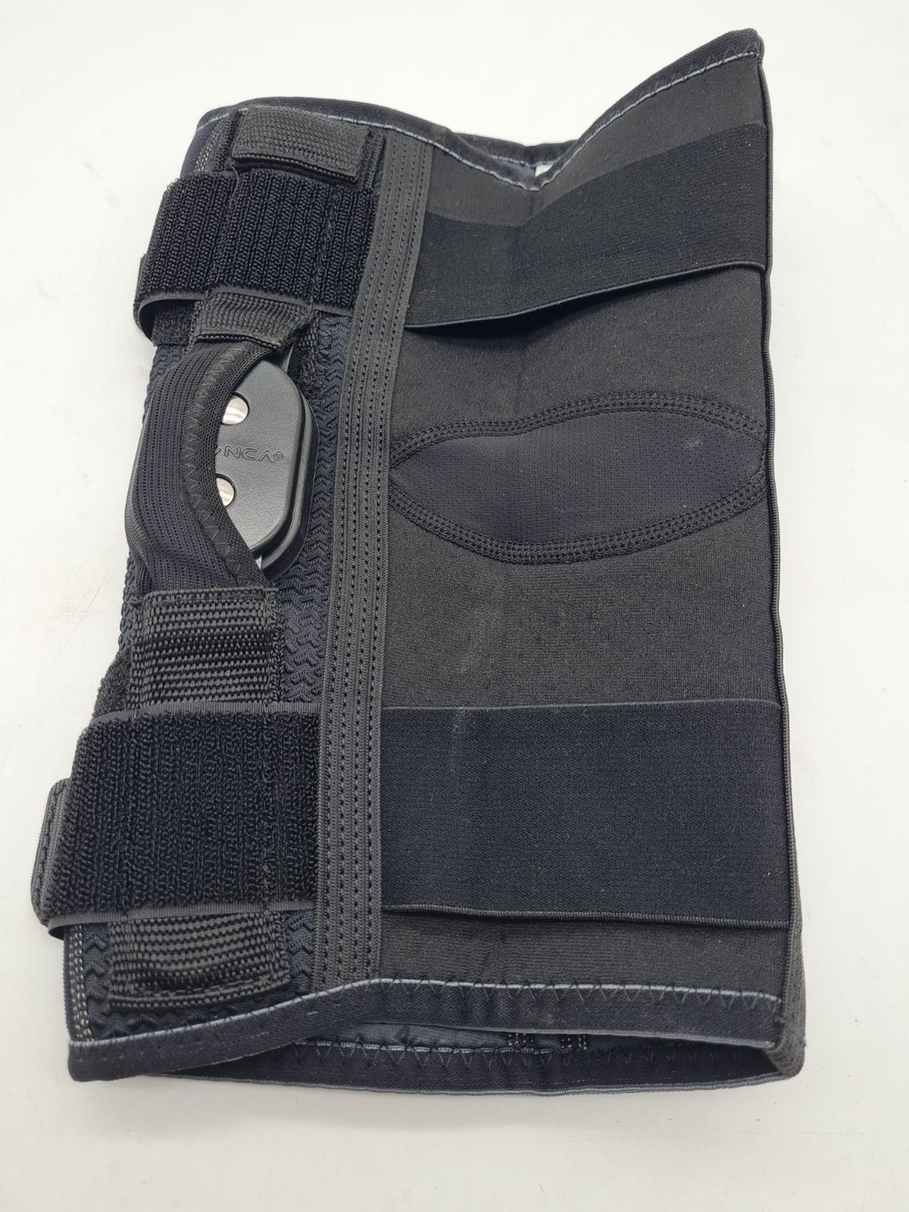 NEENCA Hinged Knee Brace â€” photograph 2