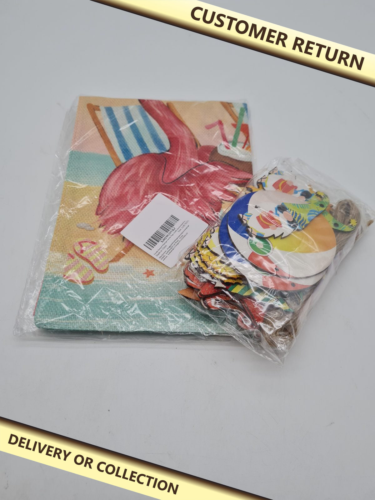 Summer-Themed Hanging Decoration Set â€” photograph 1 — Customer return; auction delivery information shown on image