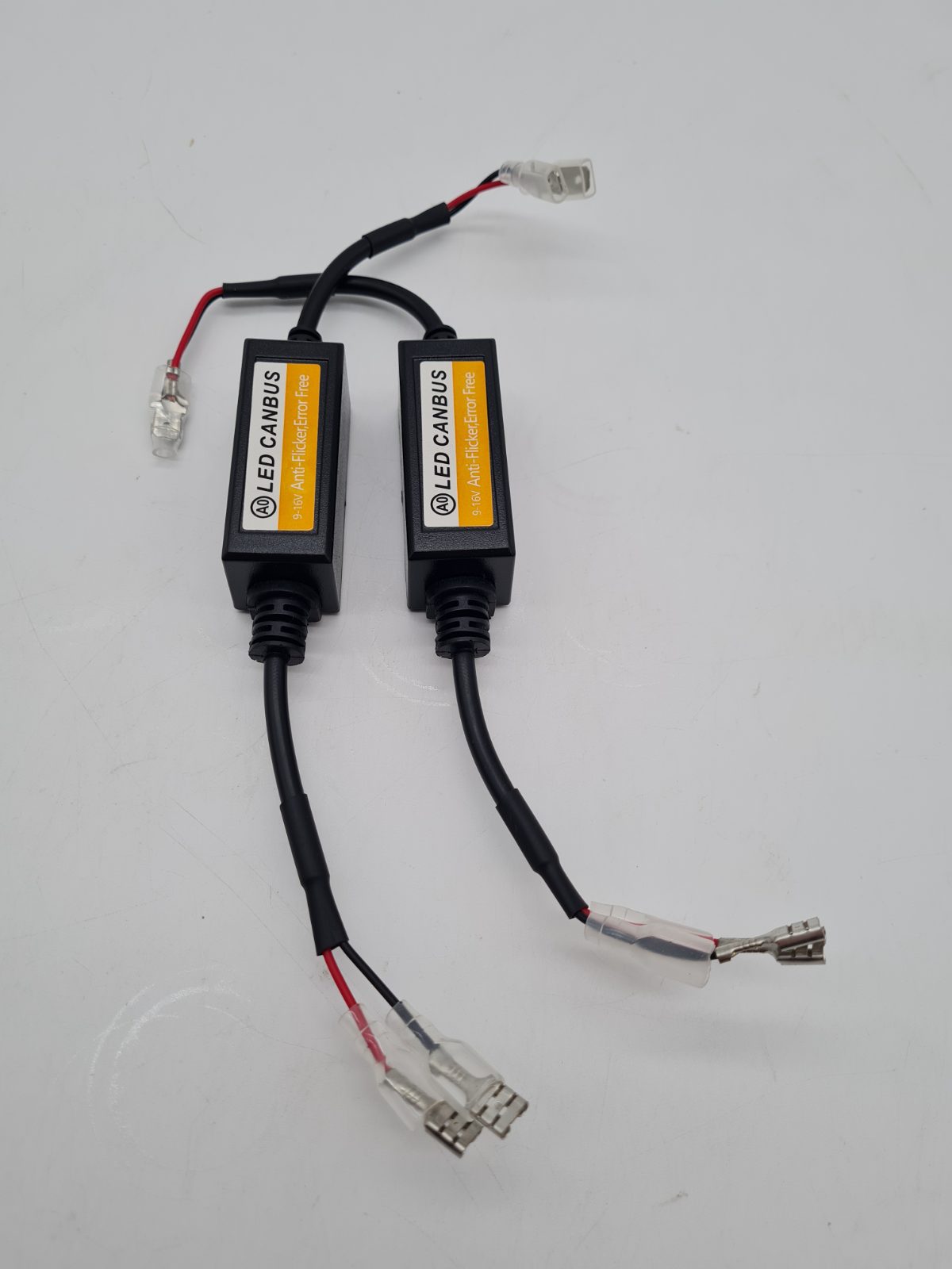 Pair of 9-16V LED CANBUS Anti-Flicker Adapters â€” photograph 1