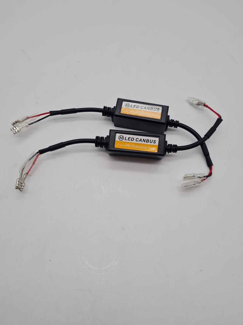 Pair of 9-16V LED CANBUS Anti-Flicker Adapters â€” photograph 2