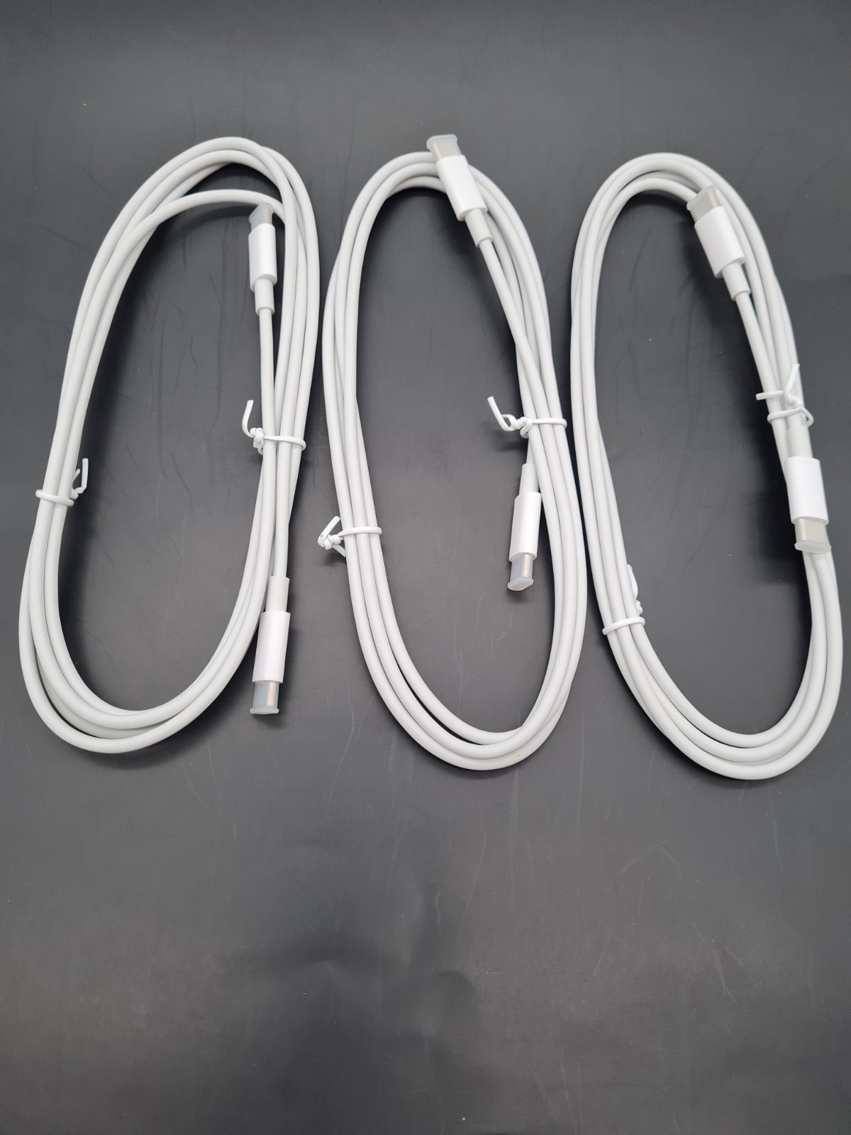3-Pack USB-C to USB-C Cables â€” photograph 1