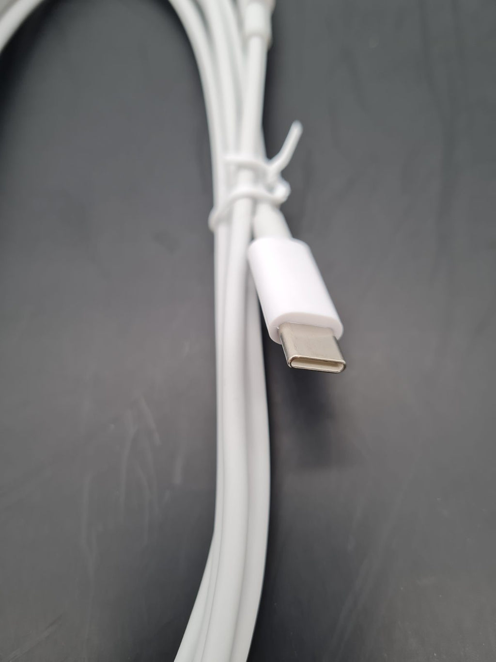 3-Pack USB-C to USB-C Cables â€” photograph 2