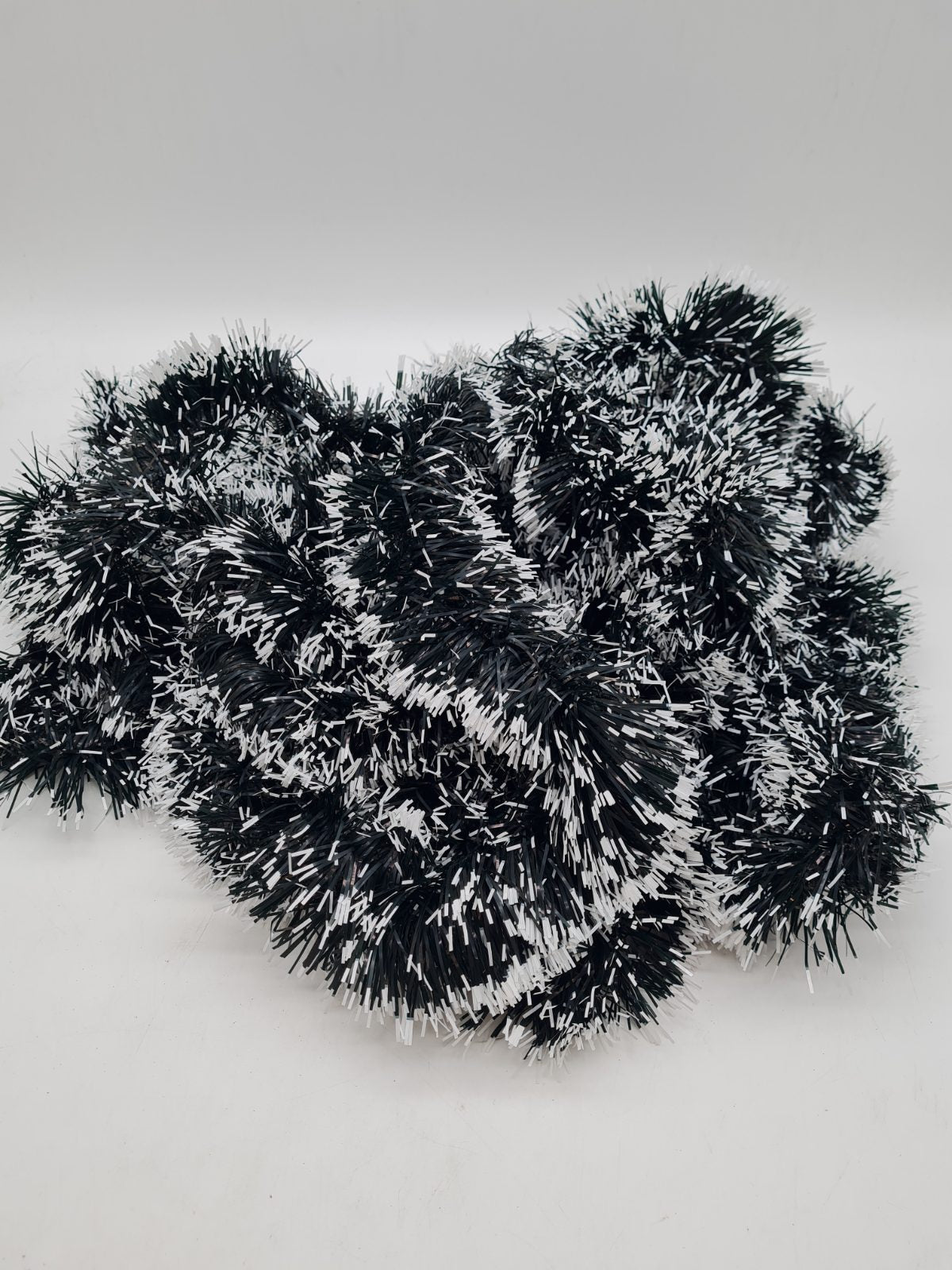 Christmas Tinsel Garland â€” photograph 1