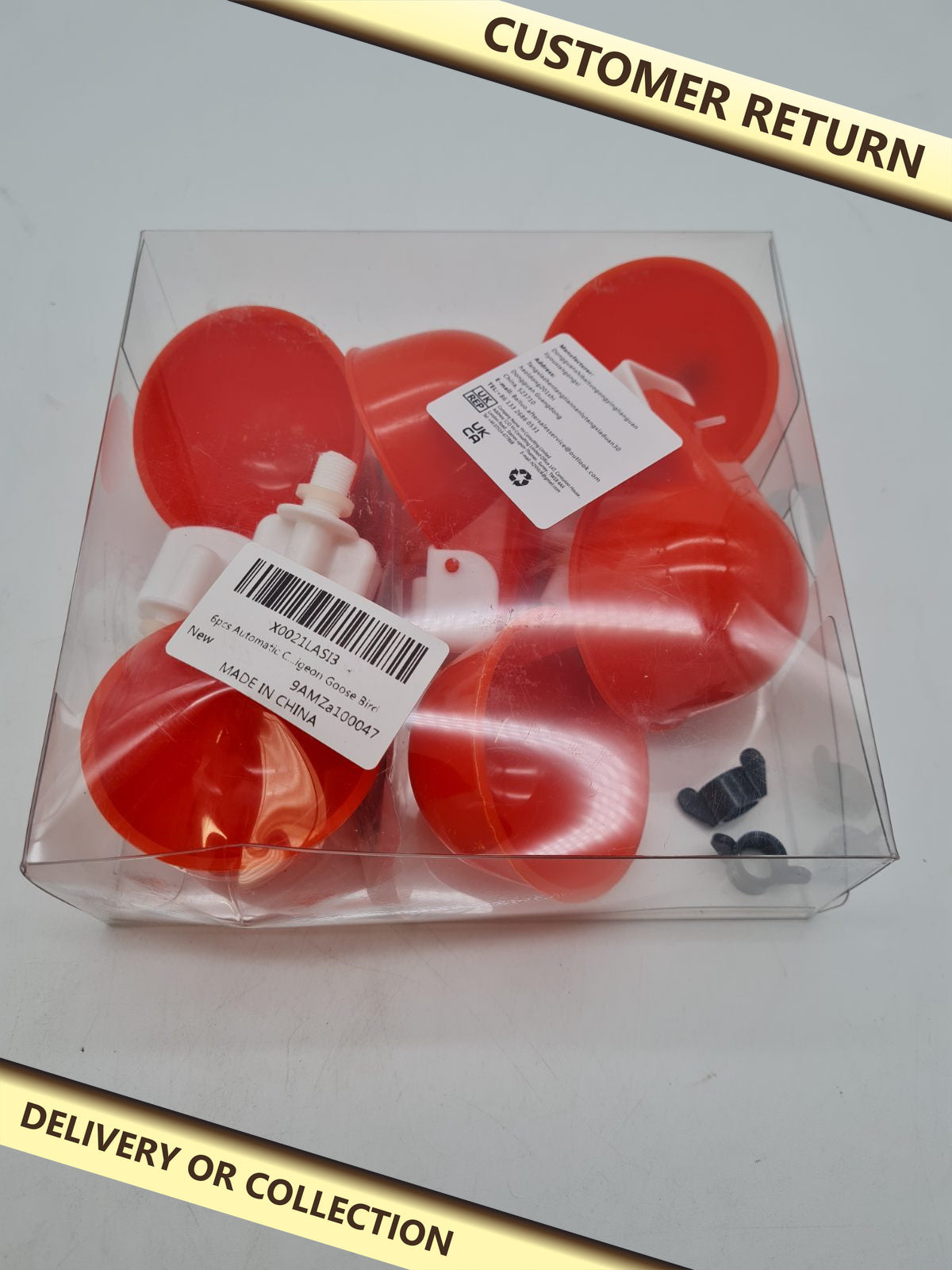 Automatic Poultry Drinking Cups 6pcs â€” photograph 1 — Customer return; auction delivery information shown on image