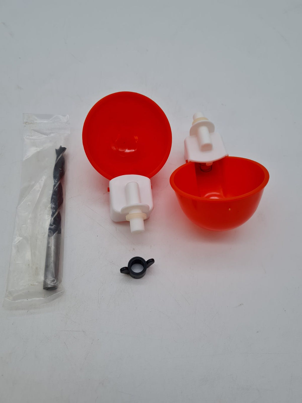 Automatic Poultry Drinking Cups 6pcs â€” photograph 2