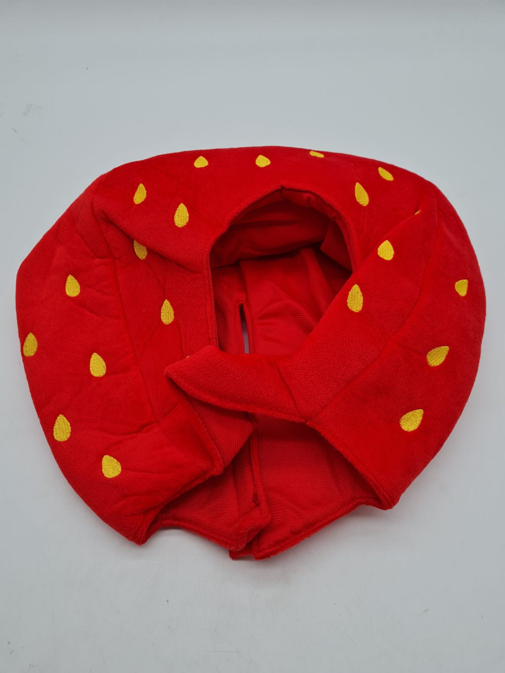 Strawberry Plush Novelty Hat â€” photograph 4