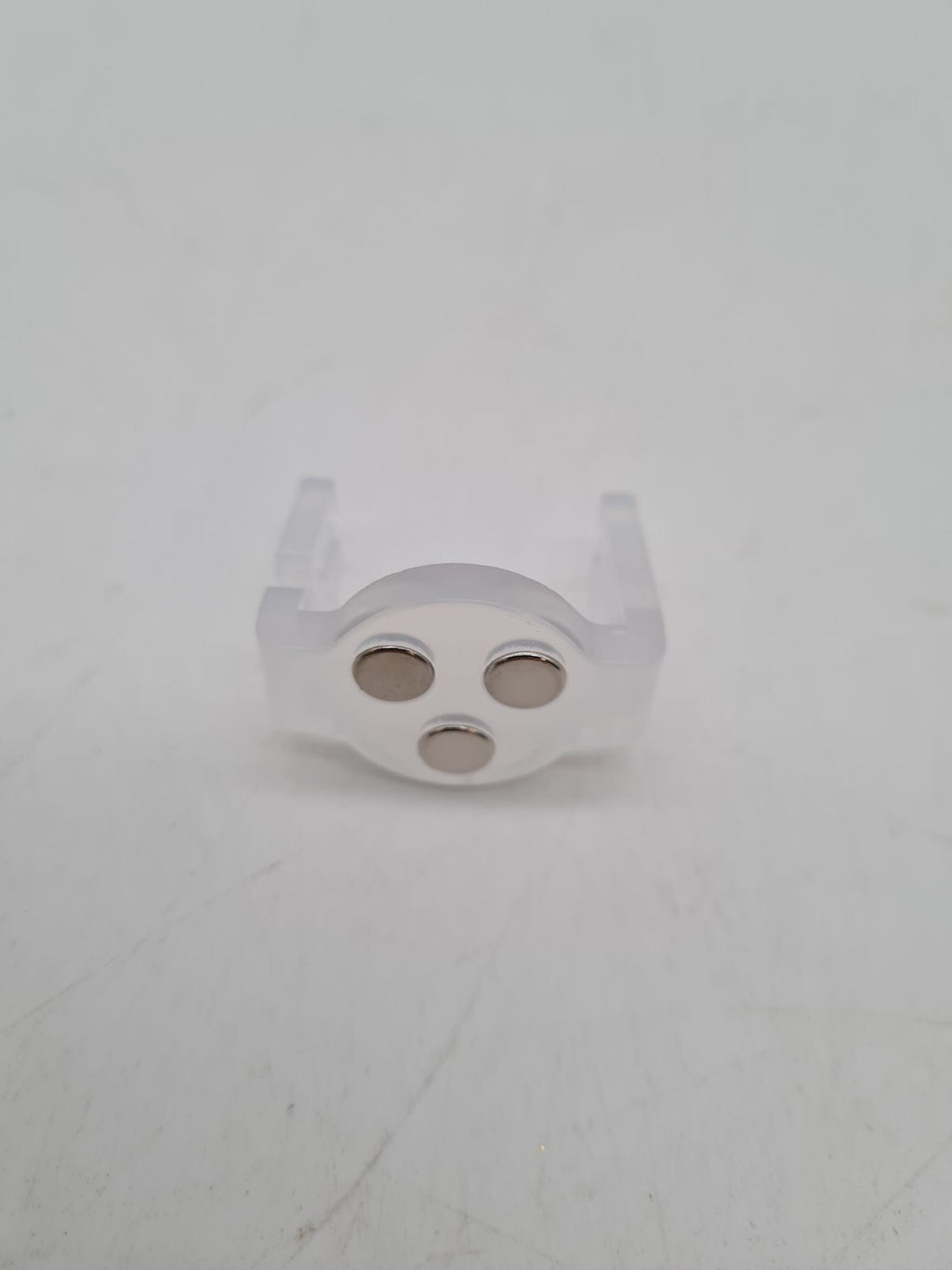 Magnetic Light Socket Clips 50pcs — photograph 3