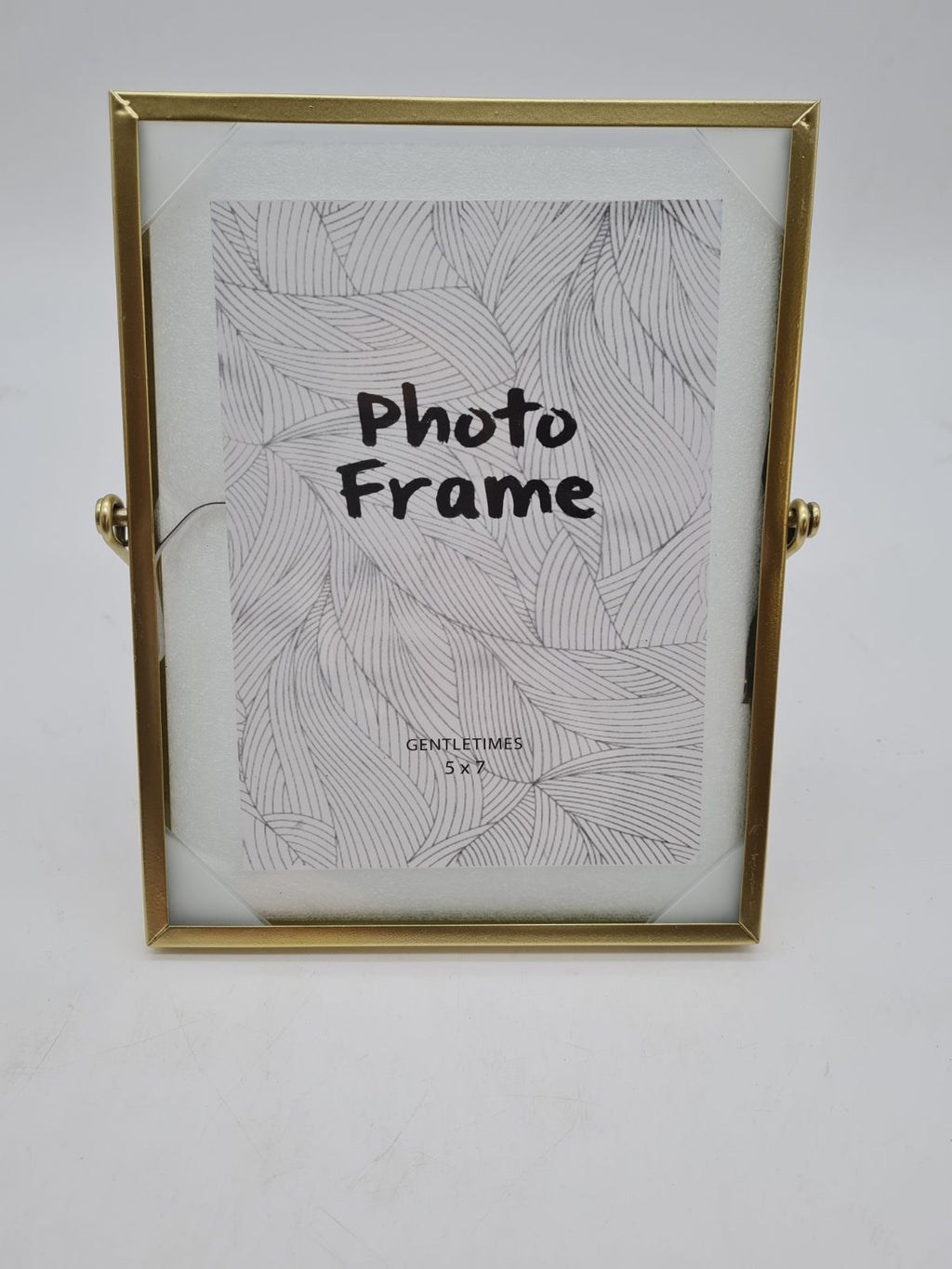 Gentletimes 5 x 7 freestanding photo frame â€” photograph 1