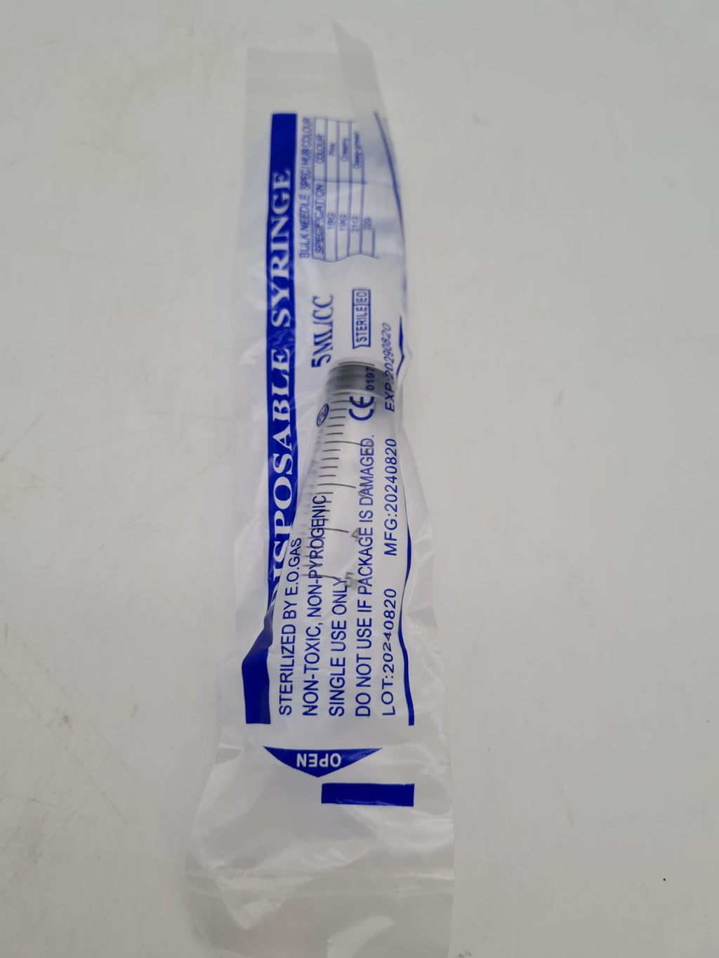 5 ml/cc Disposable Syringes â€” photograph 3