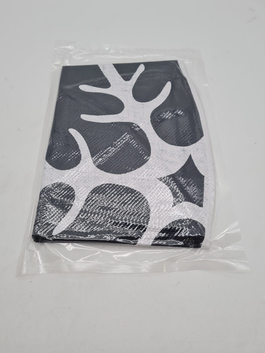 Christmas Tree Skirt SDSQ-MB-DXH03-BLK-30 — photograph 1