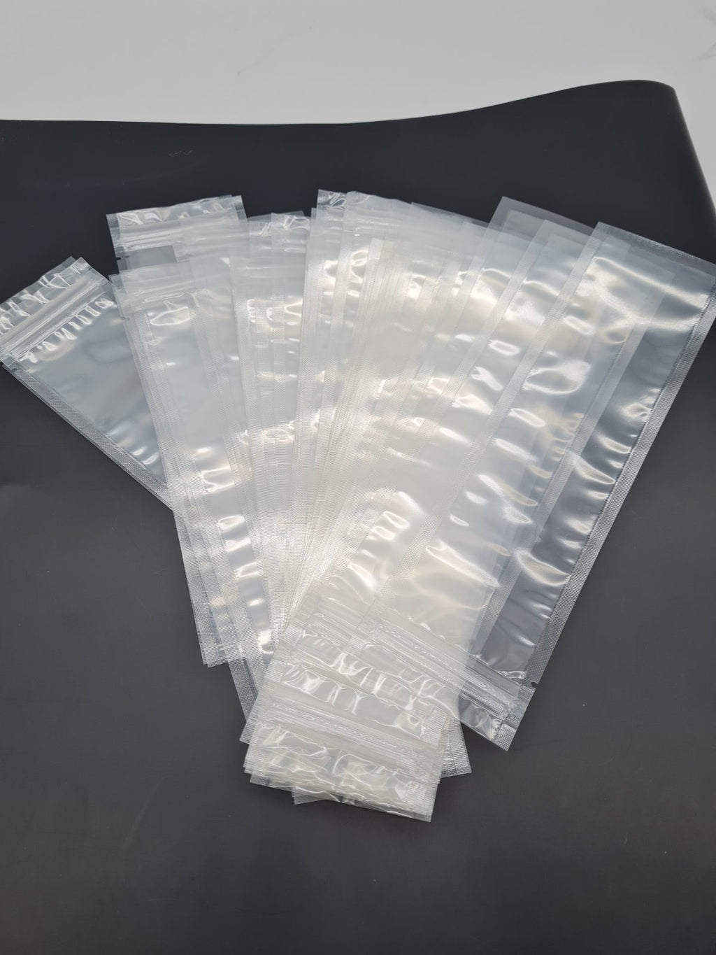 Small popsicle sealer bags, 7 x 22 — photograph 1