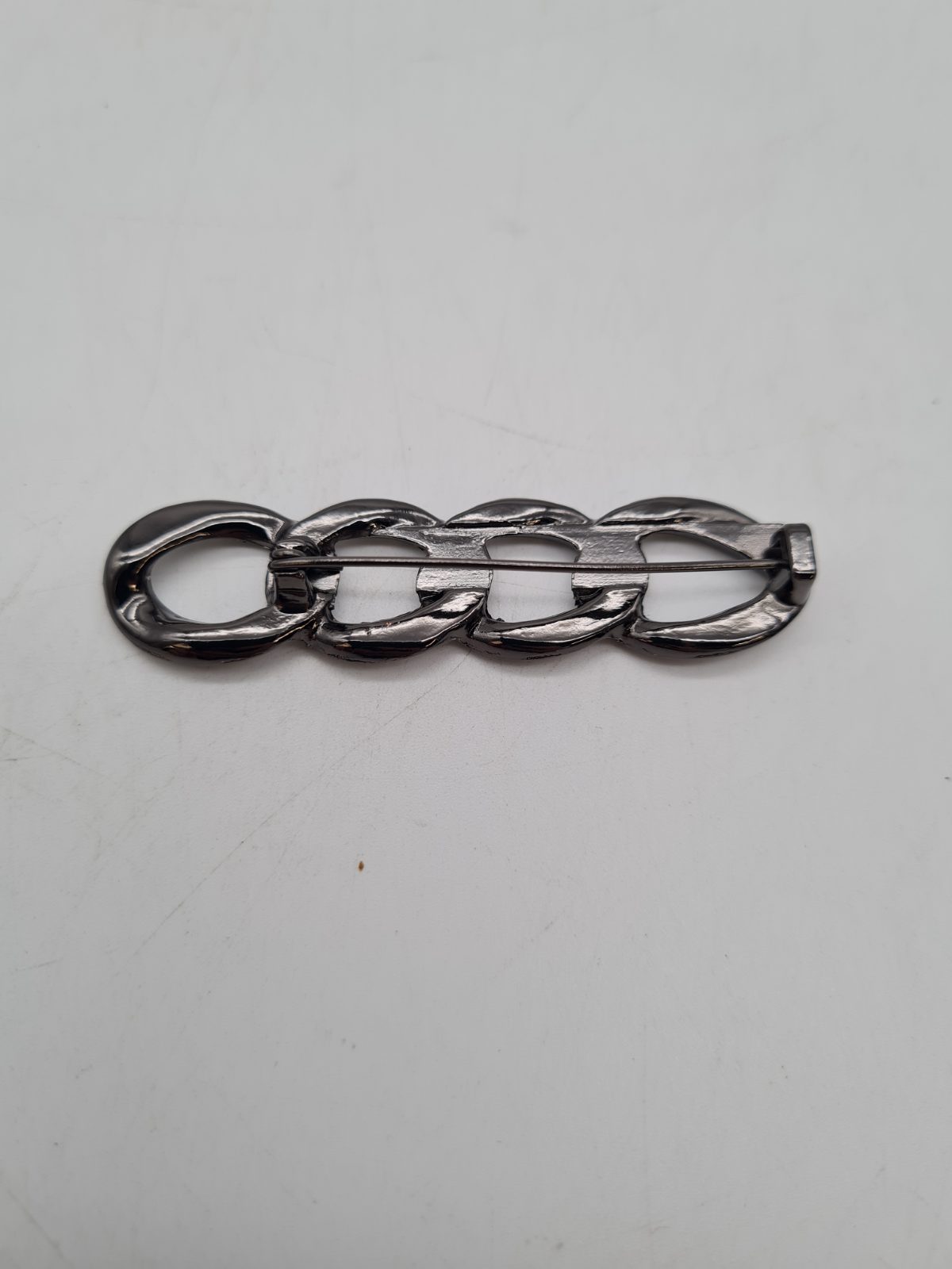 Set of 8 Chain-Link Adjustable Jeans Waist Pins — photograph 3