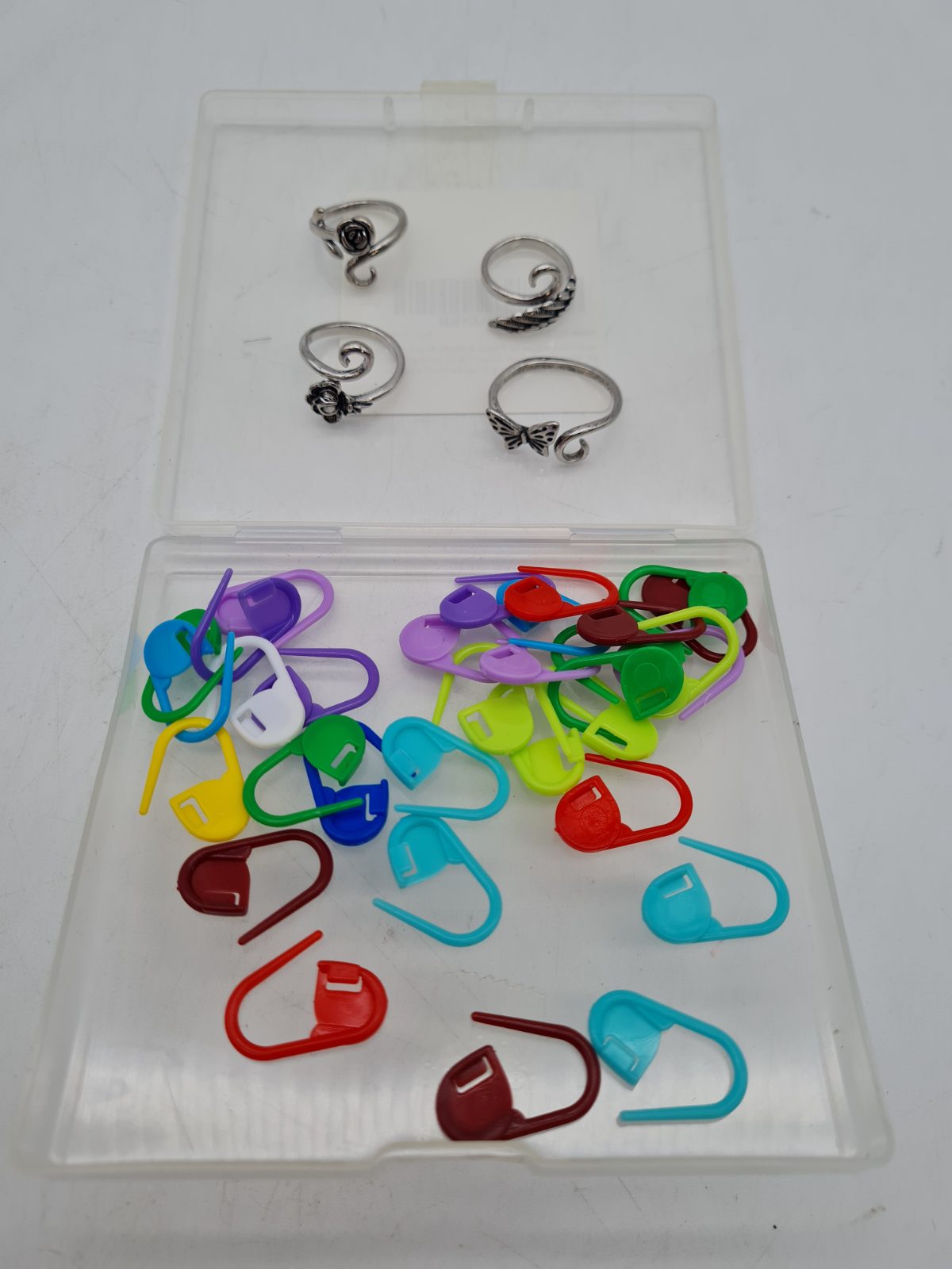 Crochet Tension Ring and Stitch Marker Set â€” photograph 1
