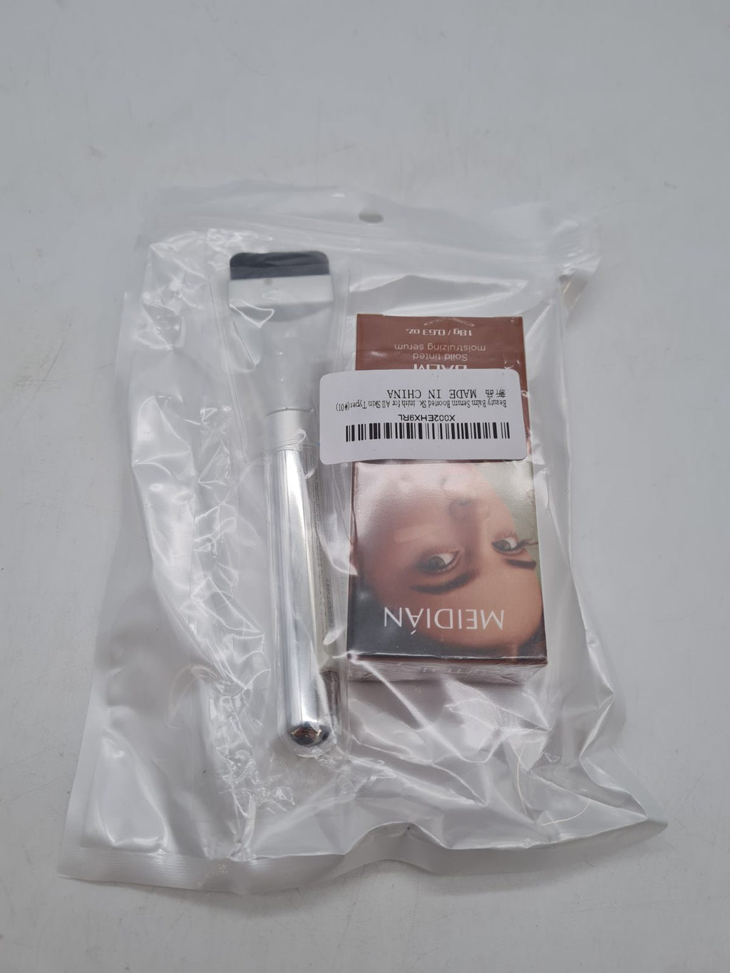 Skin tint beauty balm â€” photograph 3