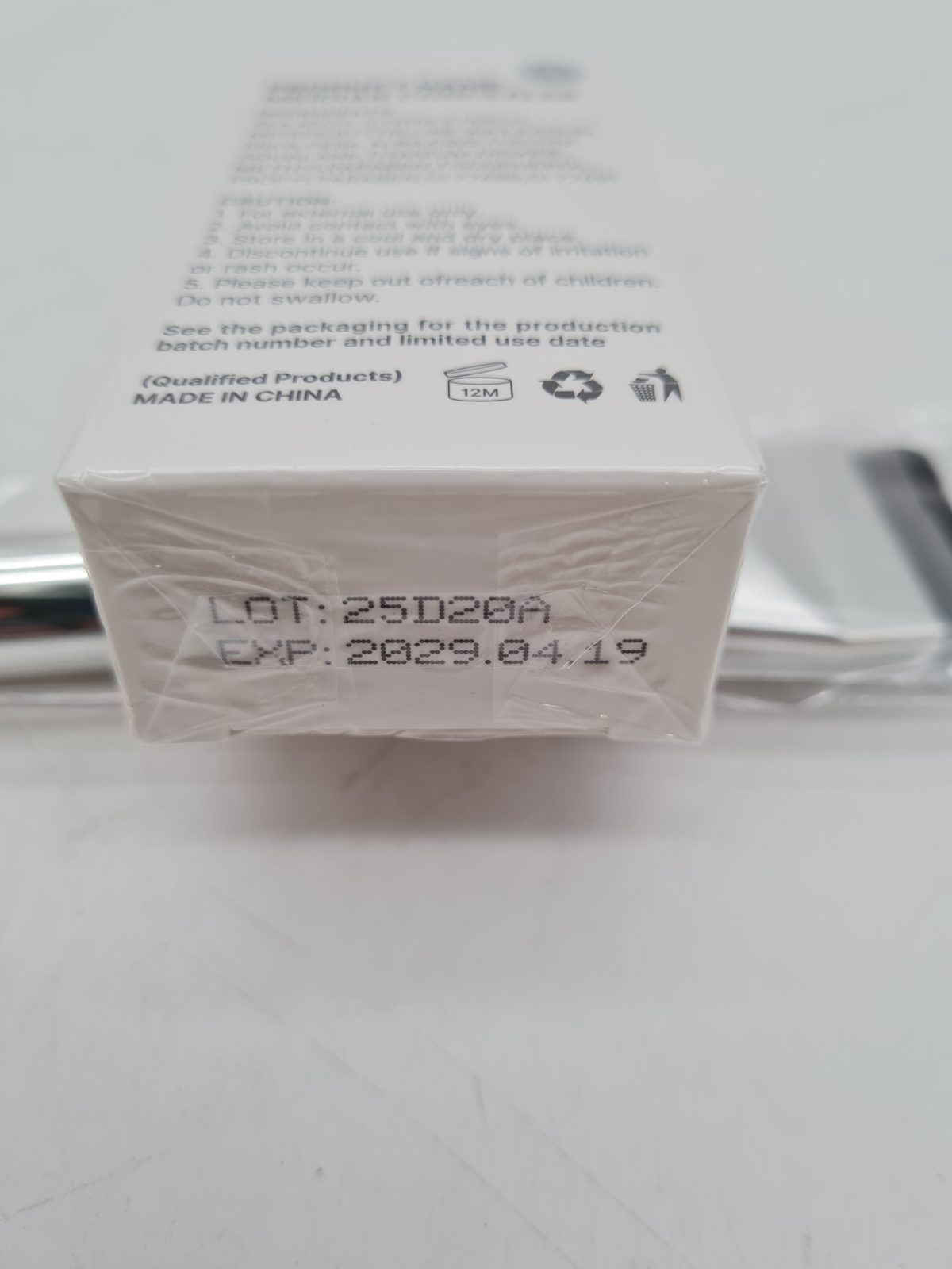 Skin tint beauty balm â€” photograph 4