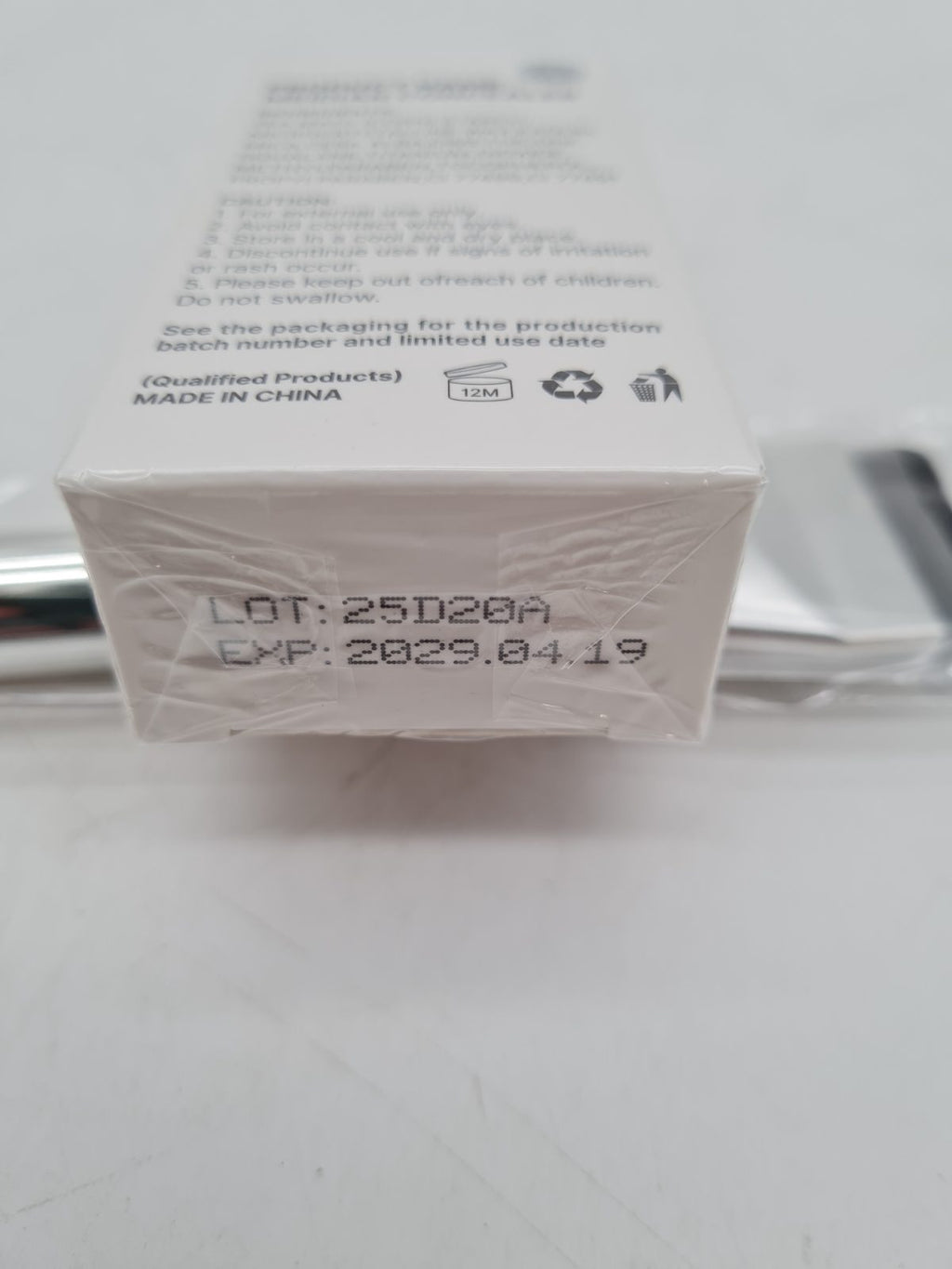 Skin tint beauty balm â€” photograph 4